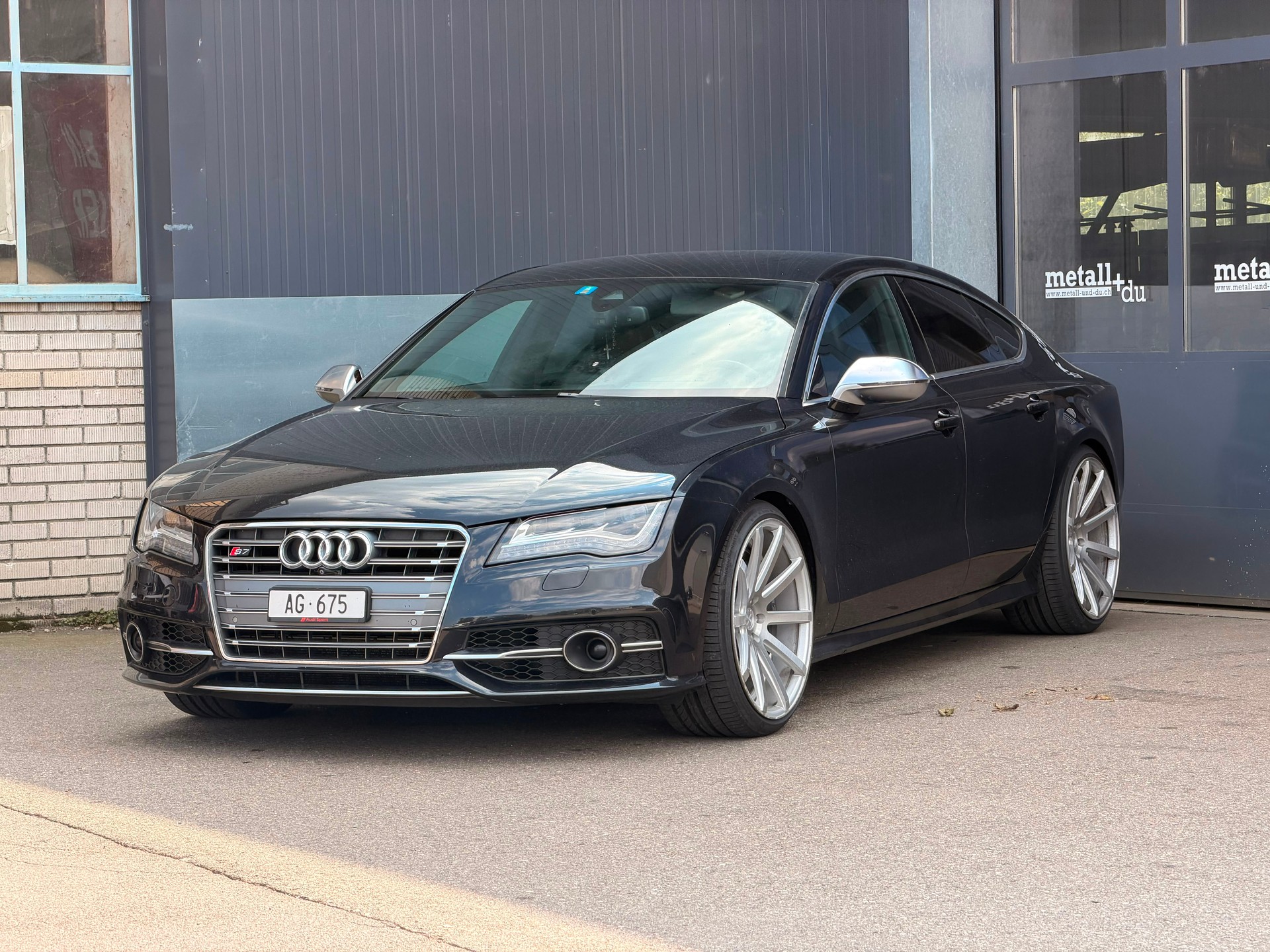 AUDI 4.0 V8 TFSI quattro S-Tronic-image-1