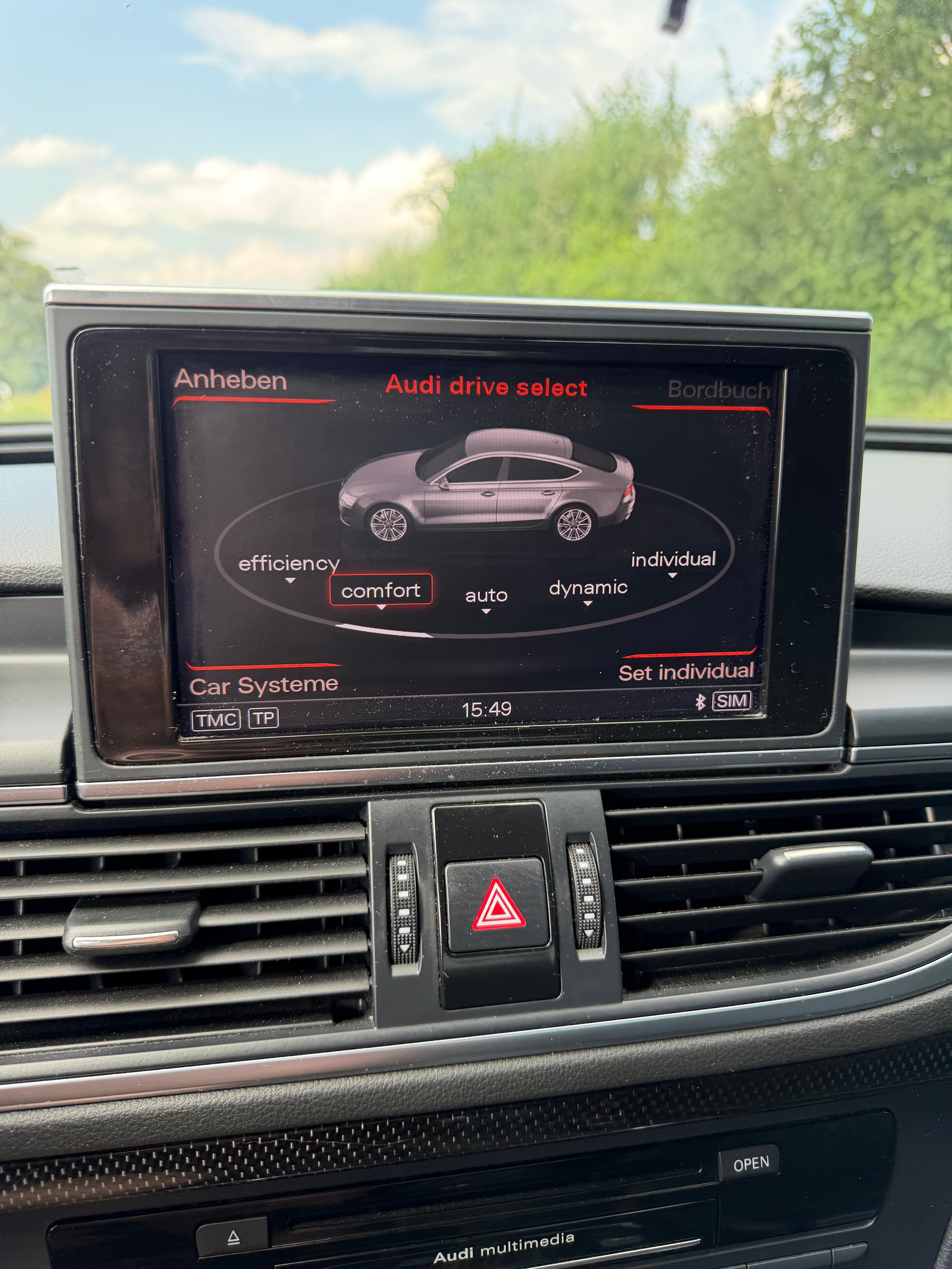 AUDI 4.0 V8 TFSI quattro S-Tronic-image-13