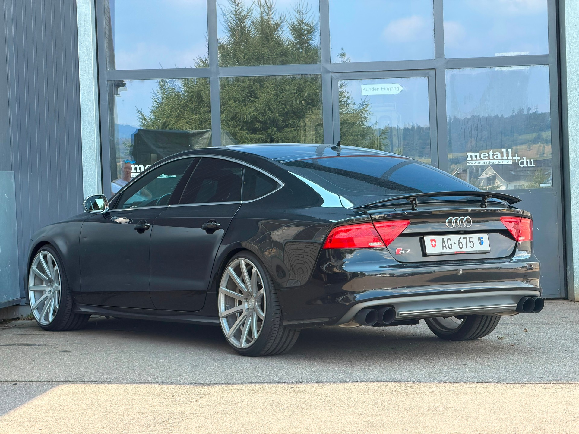 AUDI 4.0 V8 TFSI quattro S-Tronic-image-4