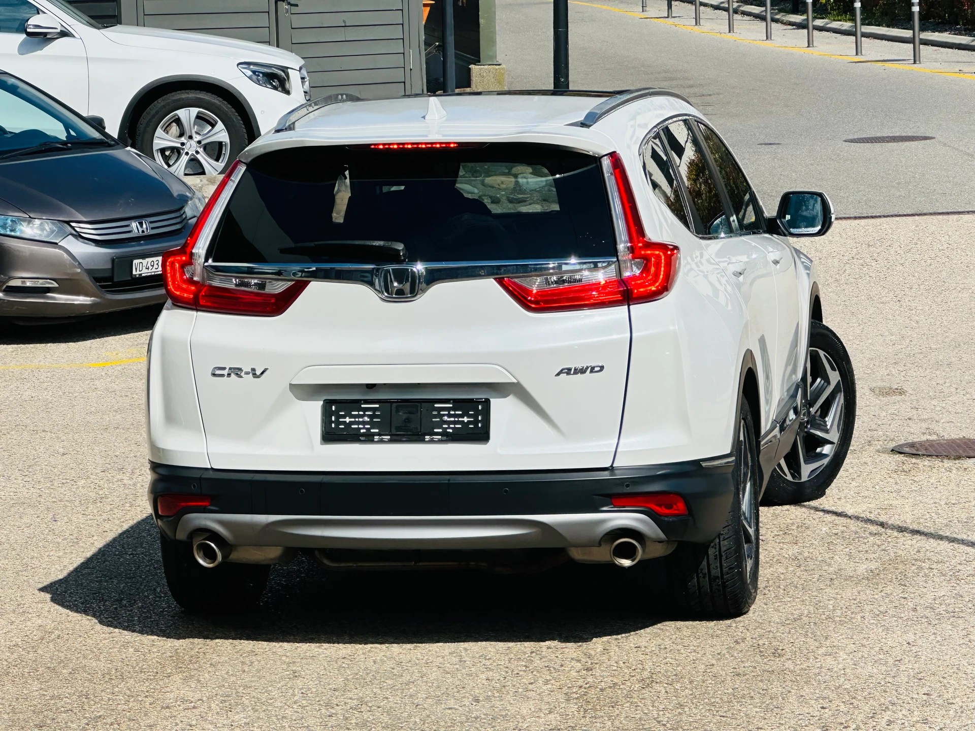 HONDA CR-V 1.5 i-VTEC Executive 4WD-image-9