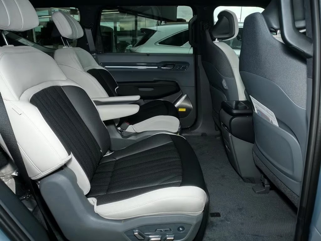 KIA EV9 99,8 kWh GT-Line 4x4 Relaxation Seats-image-6