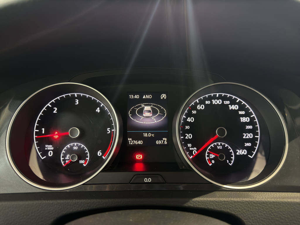 VW Golf VII Variant 1.6 TDI Comfortline-image-10