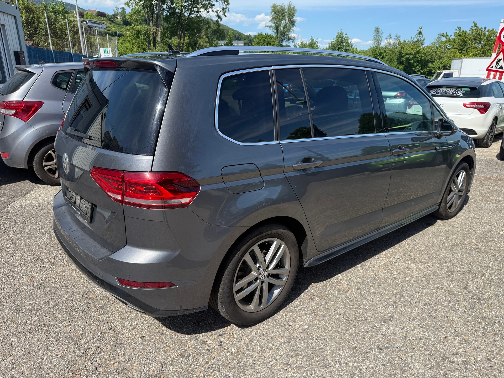 VW Touran 1.4 TSI BlueMotion Technology Highline DSG-image-6