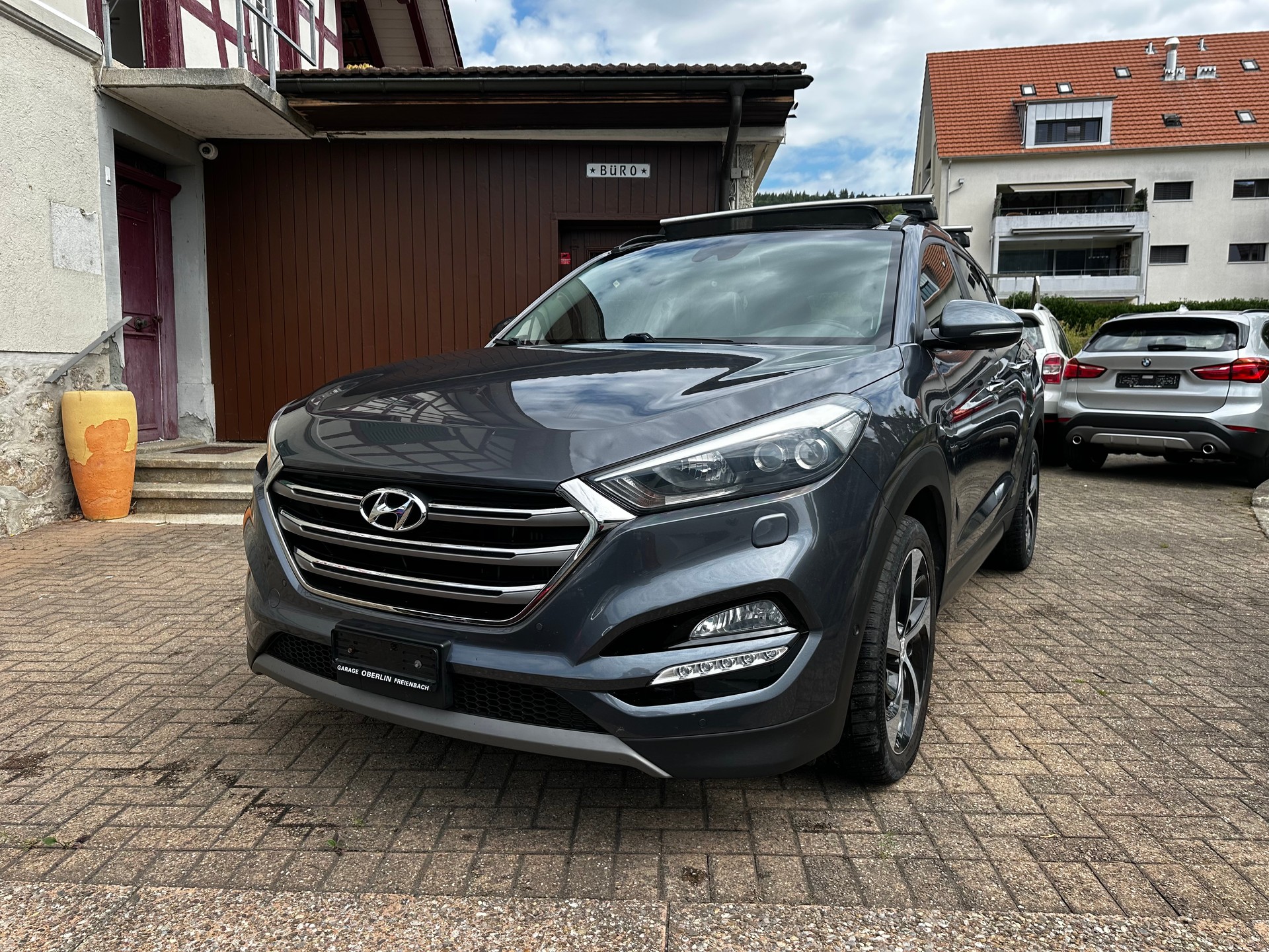 HYUNDAI Tucson 2.0 CRDI Launch Edition 4WD Automatic-image-0