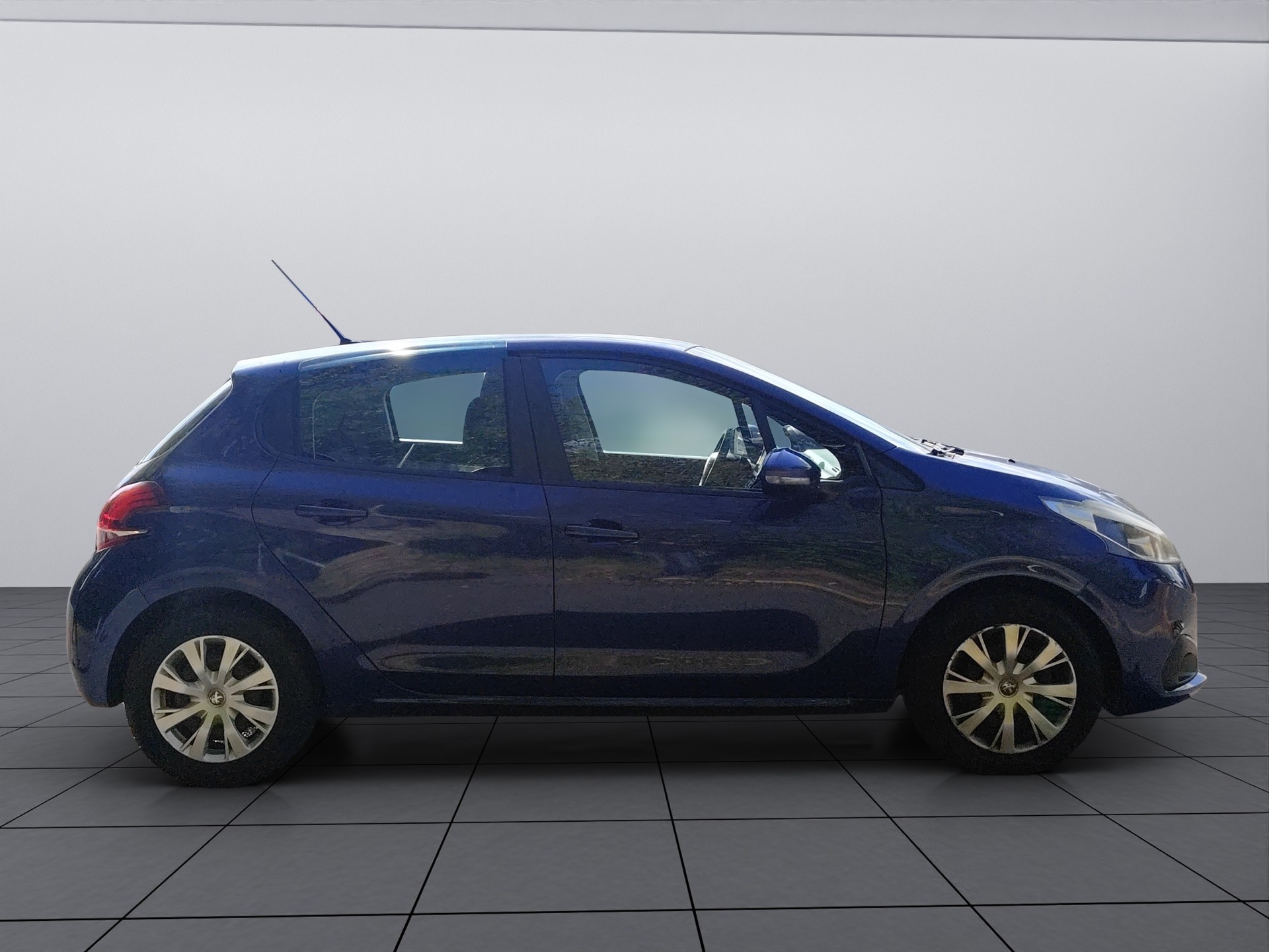 PEUGEOT 208 1.2 VTI Access-image-3