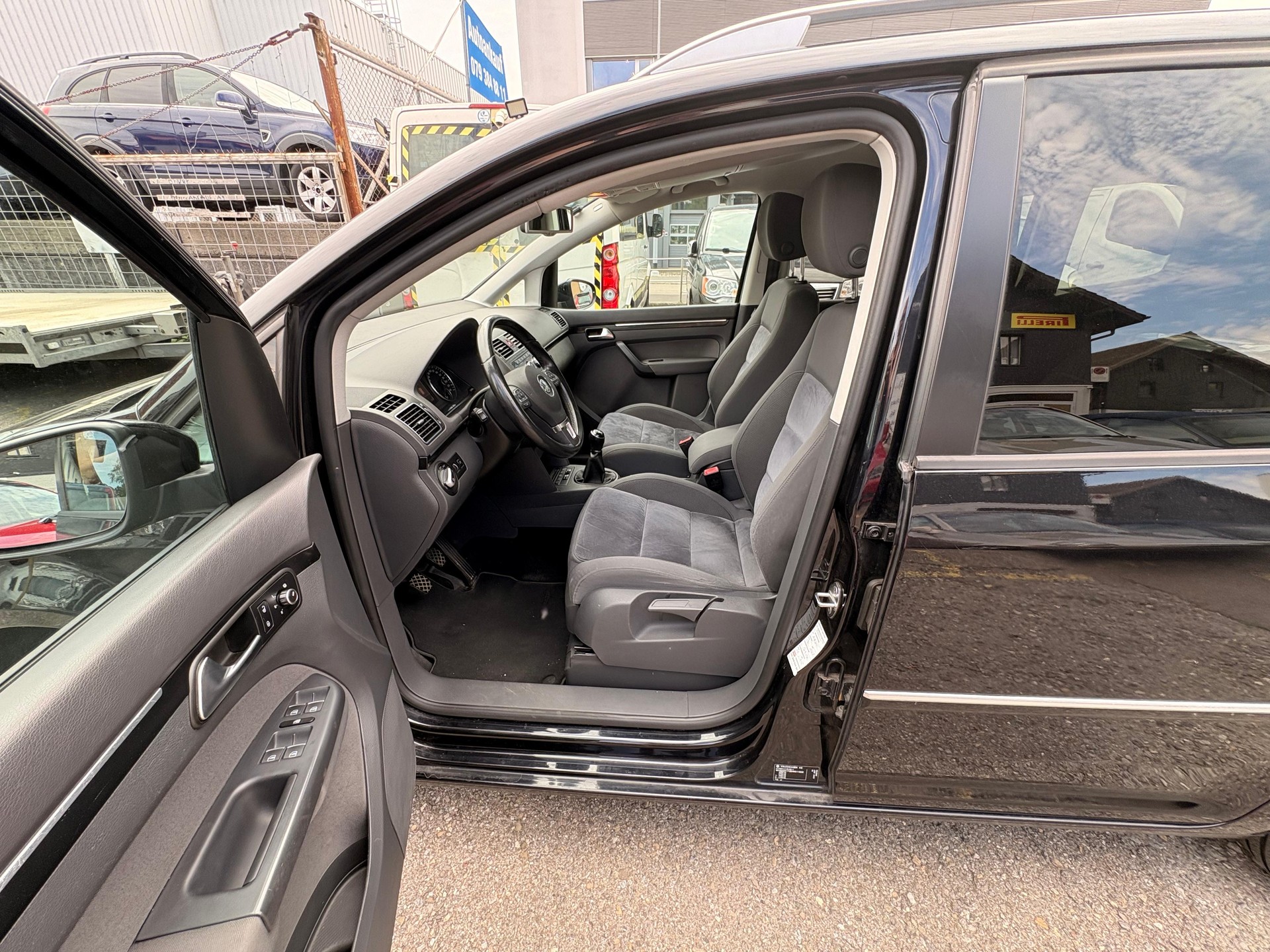 VW Touran 1.4 TSI Comfortline-image-4