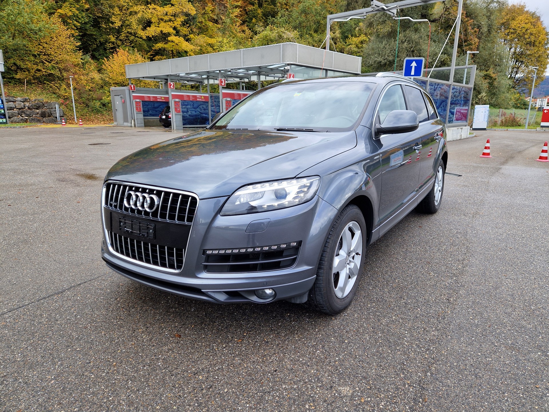 AUDI Q7 3.0 TFSI quattro tiptronic-image-0