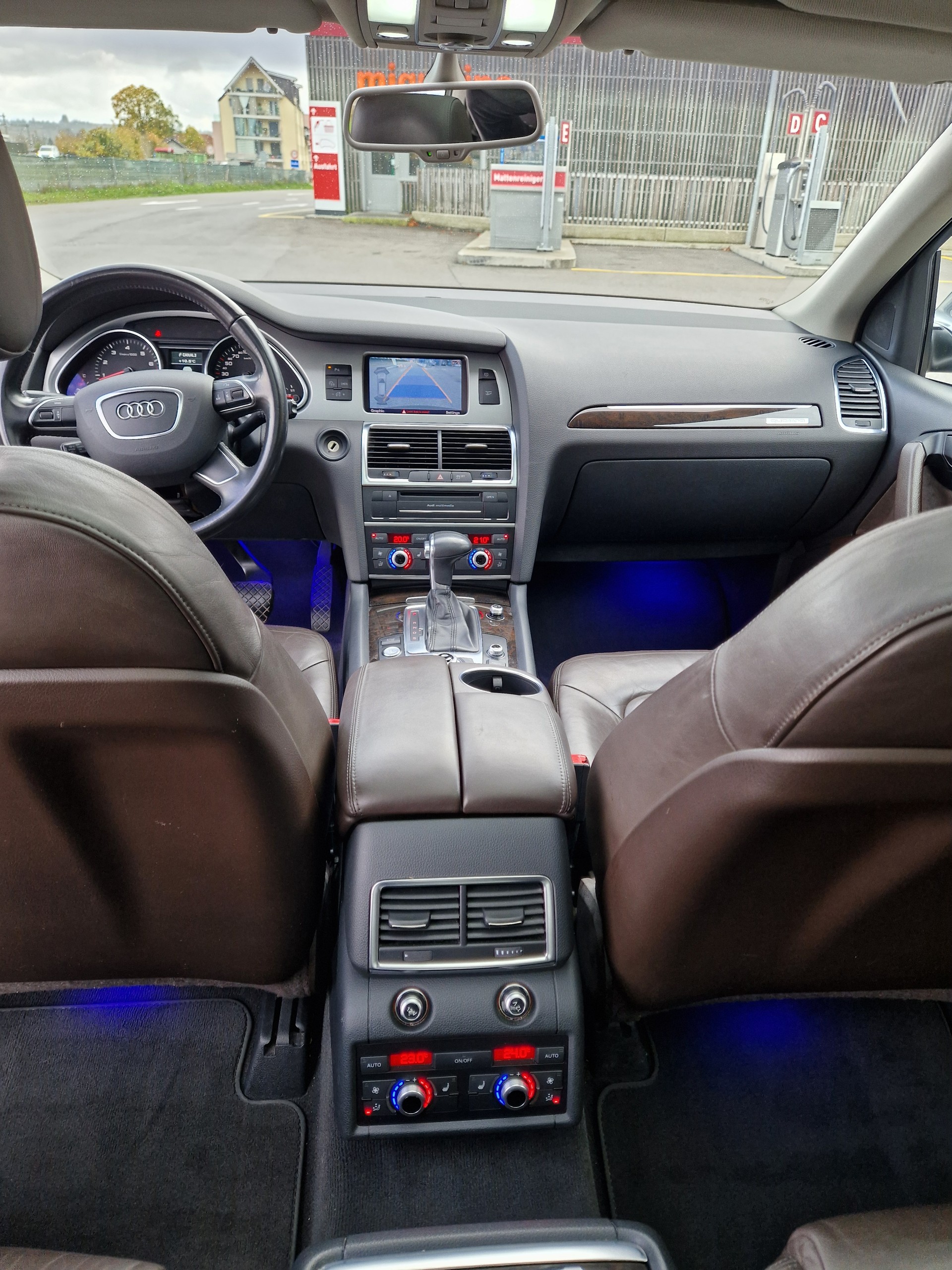 AUDI Q7 3.0 TFSI quattro tiptronic-image-9