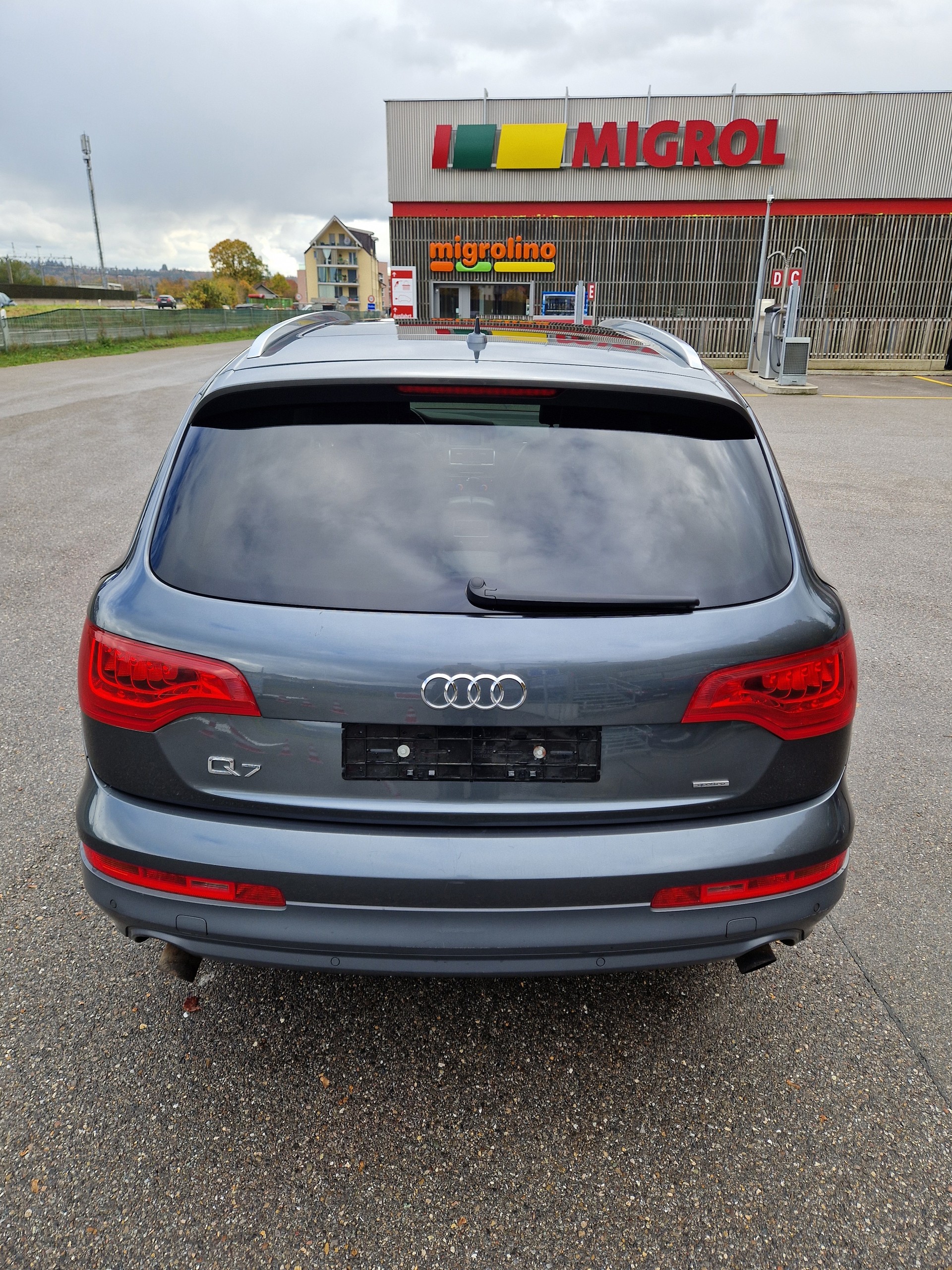 AUDI Q7 3.0 TFSI quattro tiptronic-image-6