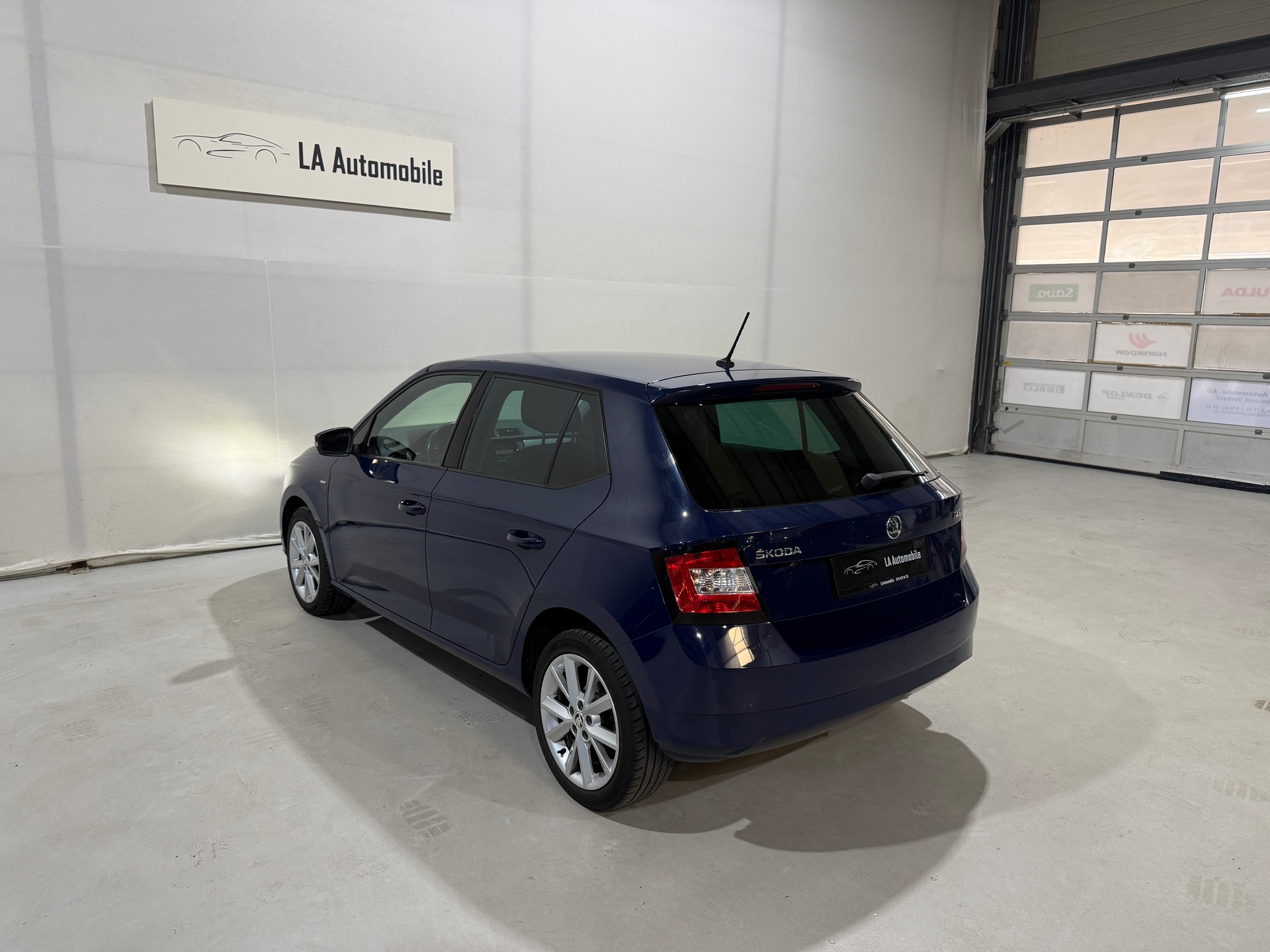 SKODA Fabia 1.0 TSI Ambition-image-8