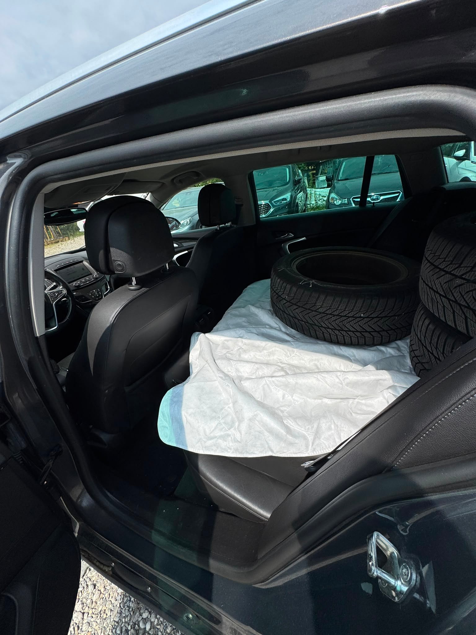 OPEL Insignia Sports Tourer 2.0 CDTI Edition 4WD-image-9