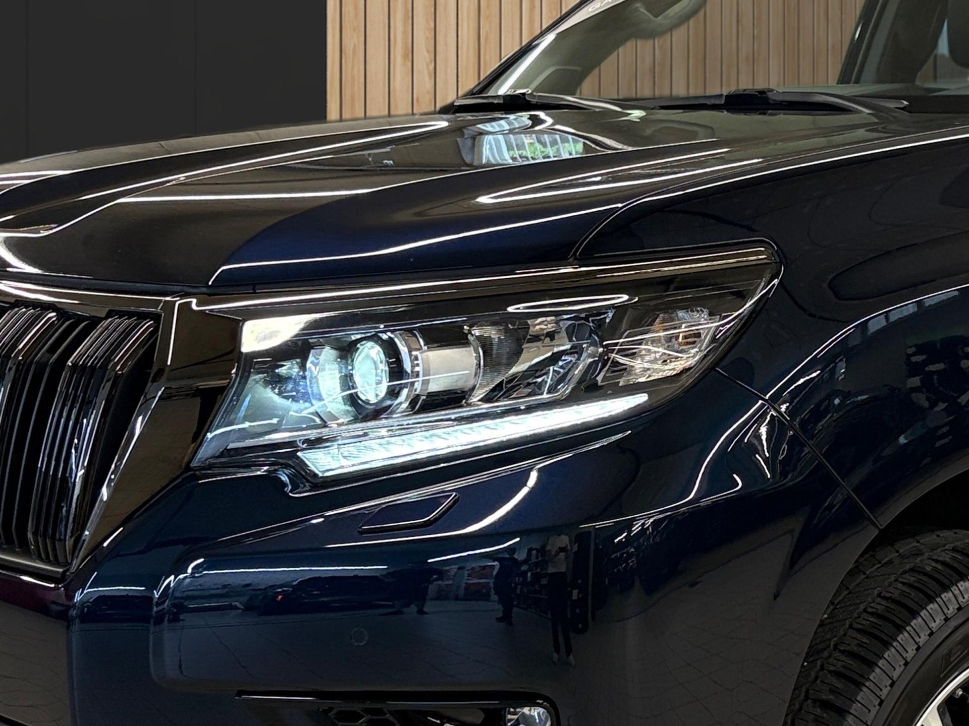 TOYOTA Land Cruiser 2.8TD Invincible Automat-image-8