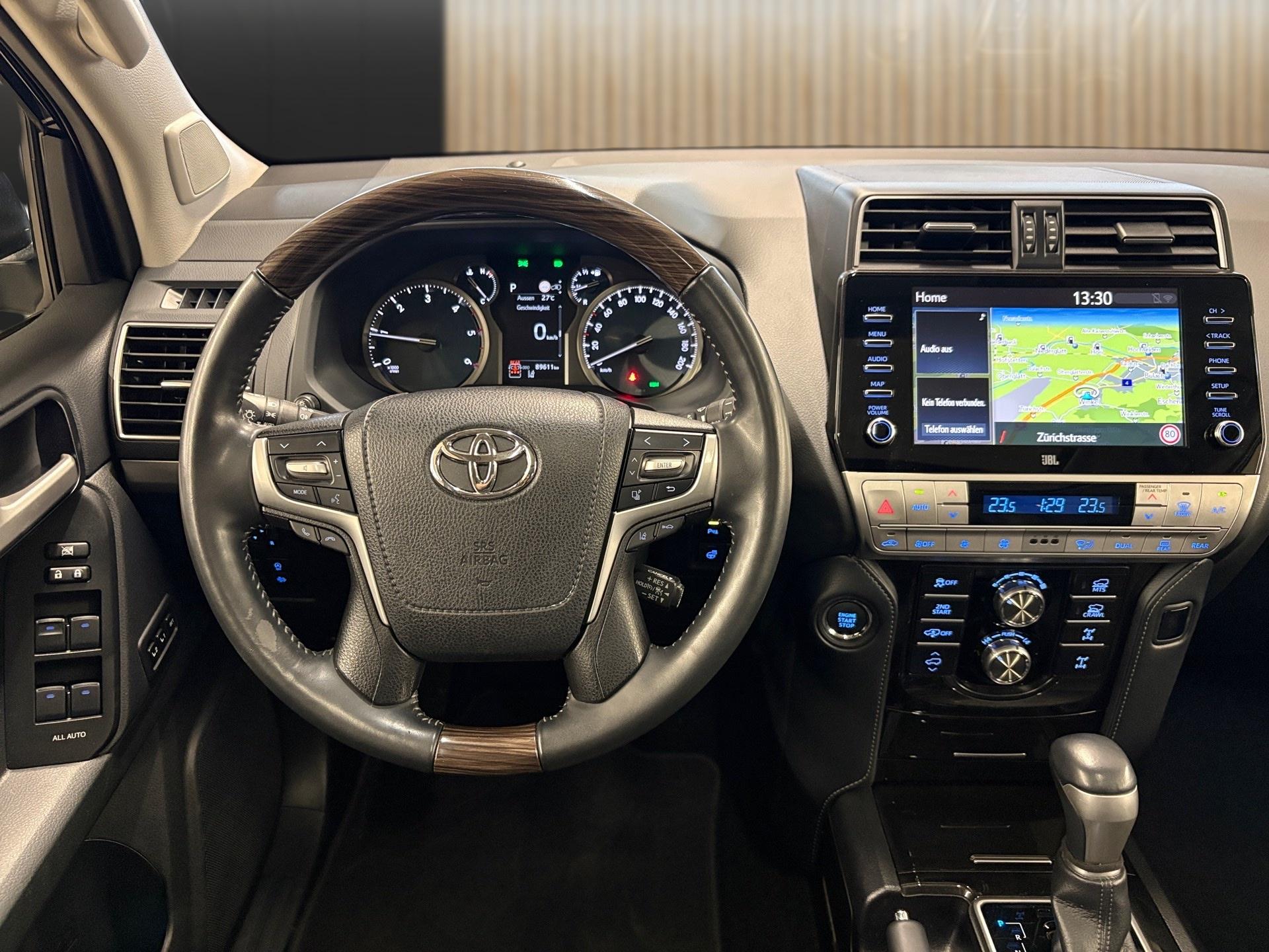 TOYOTA Land Cruiser 2.8TD Invincible Automat-image-12