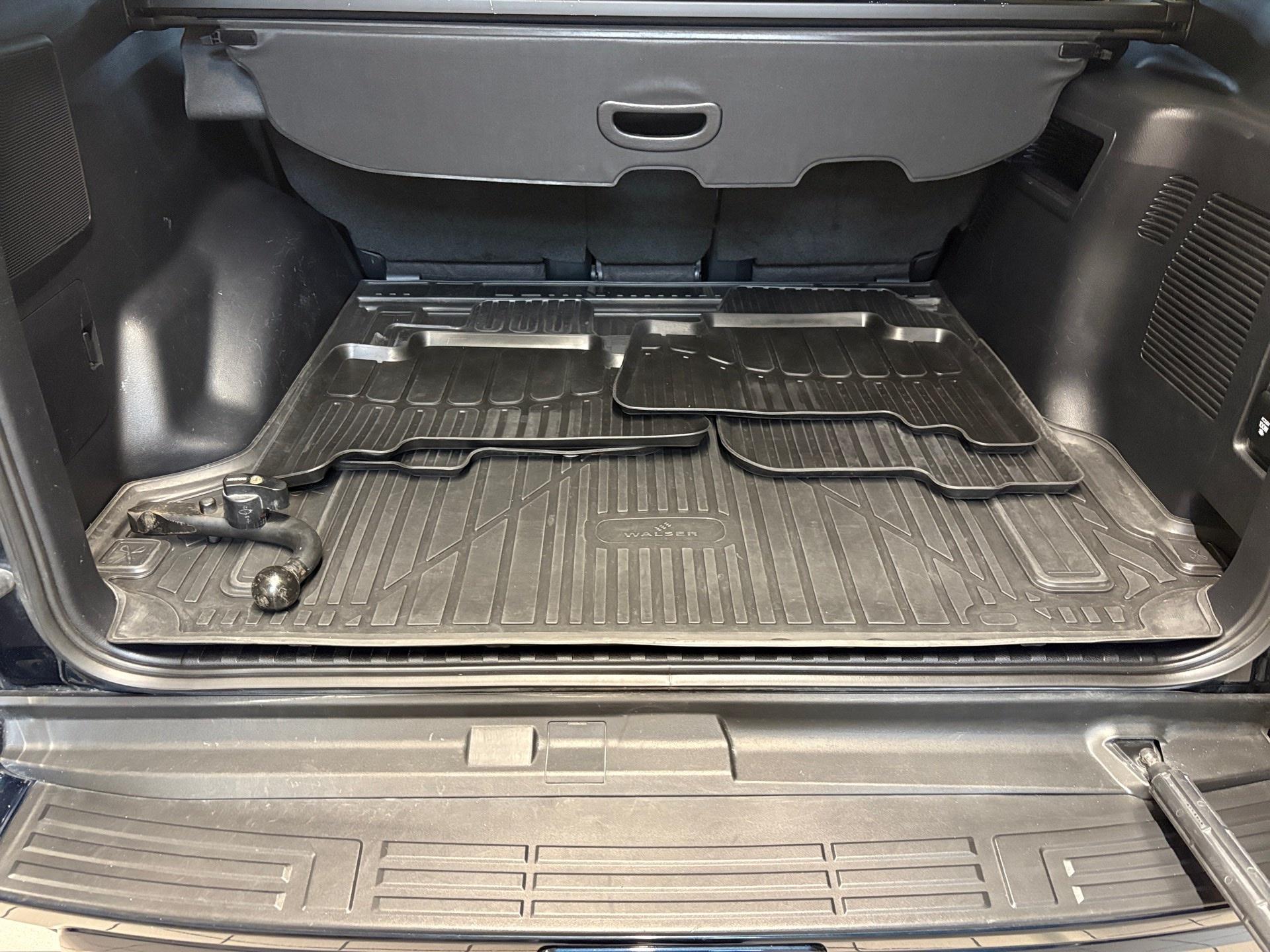 TOYOTA Land Cruiser 2.8TD Invincible Automat-image-10