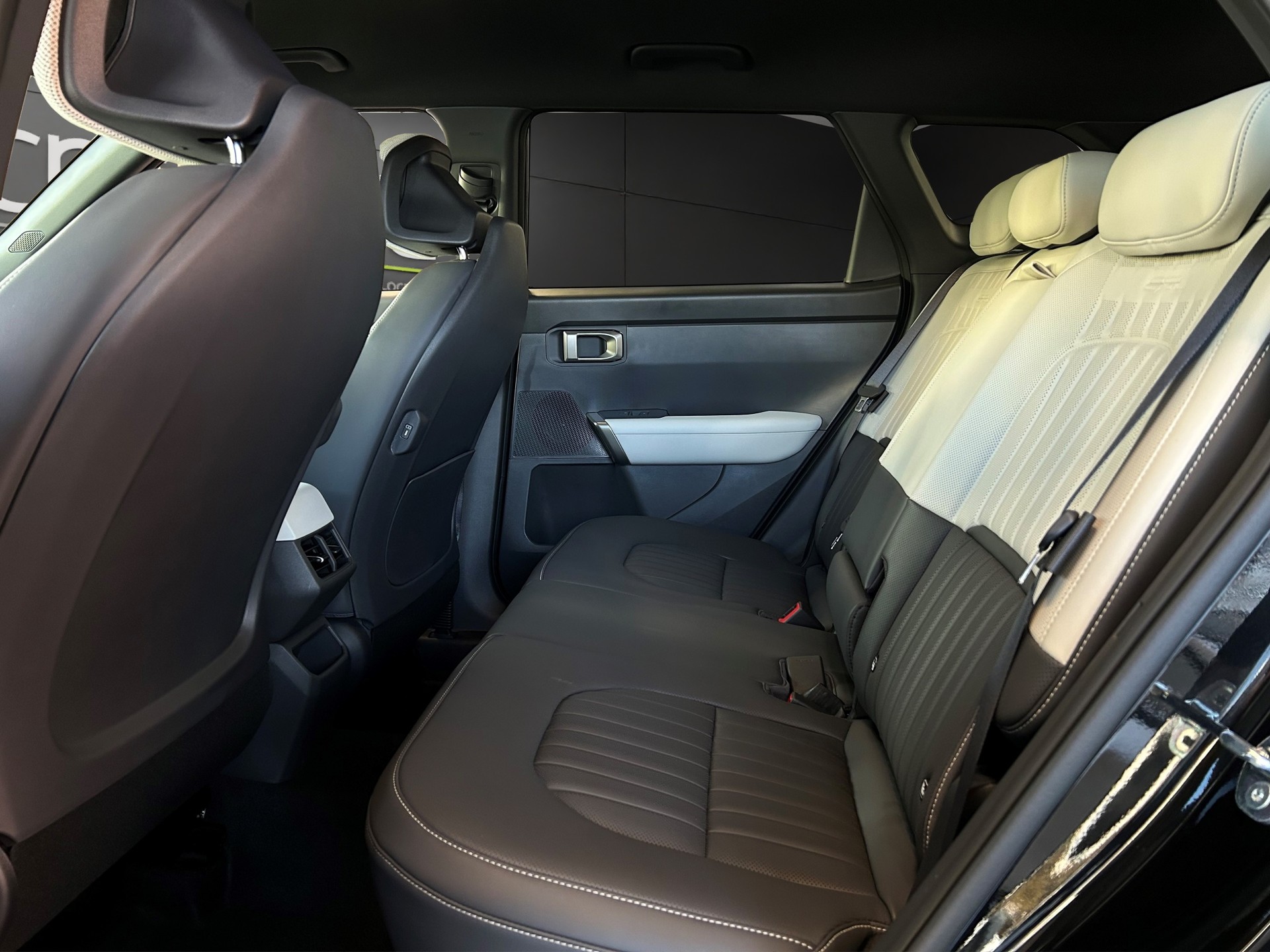 KIA Seltos 1.6 T-GDi GT-Line-image-10