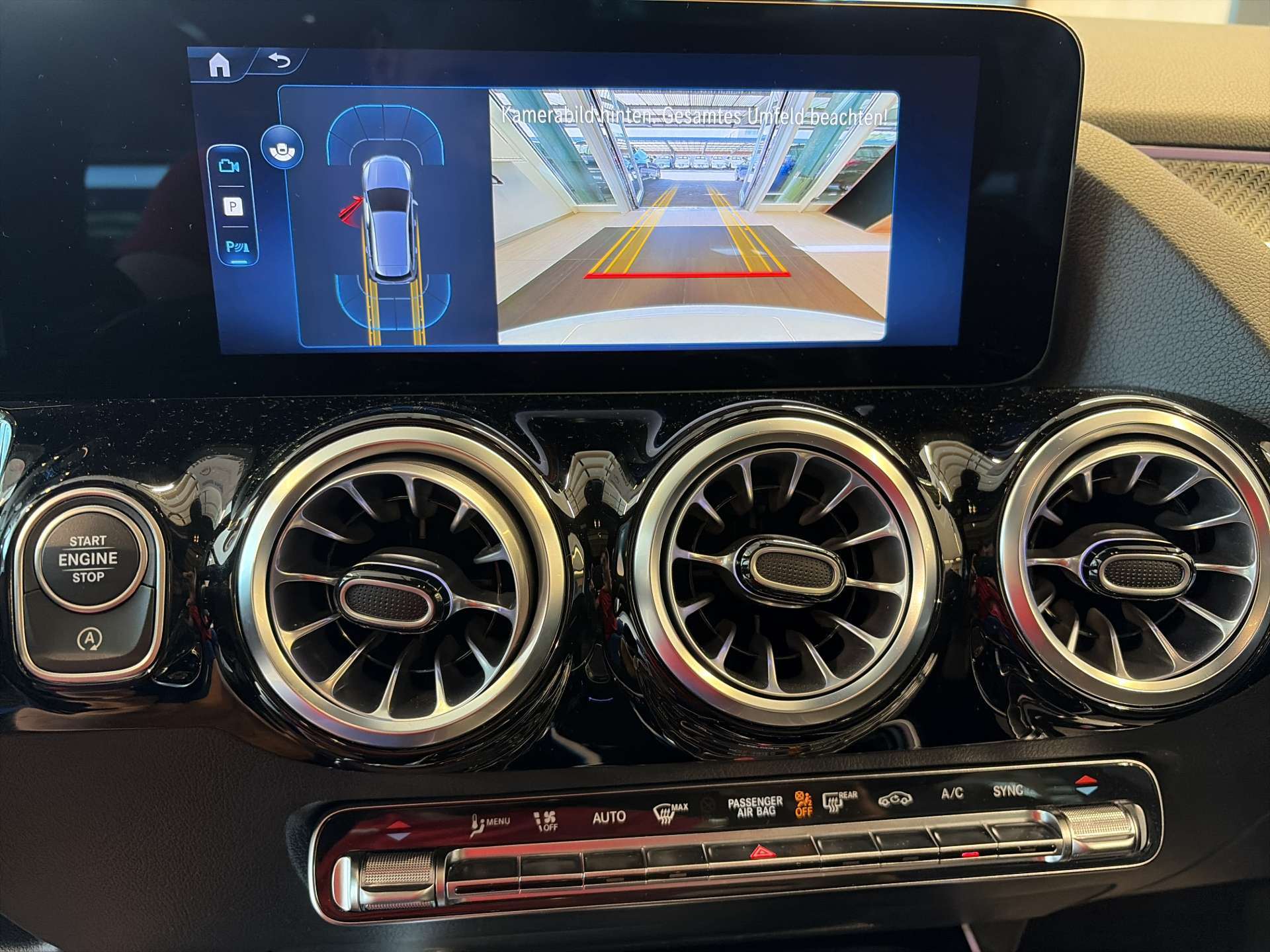 MERCEDES-BENZ B 250 4Matic AMG Line DCT-Automat-image-9