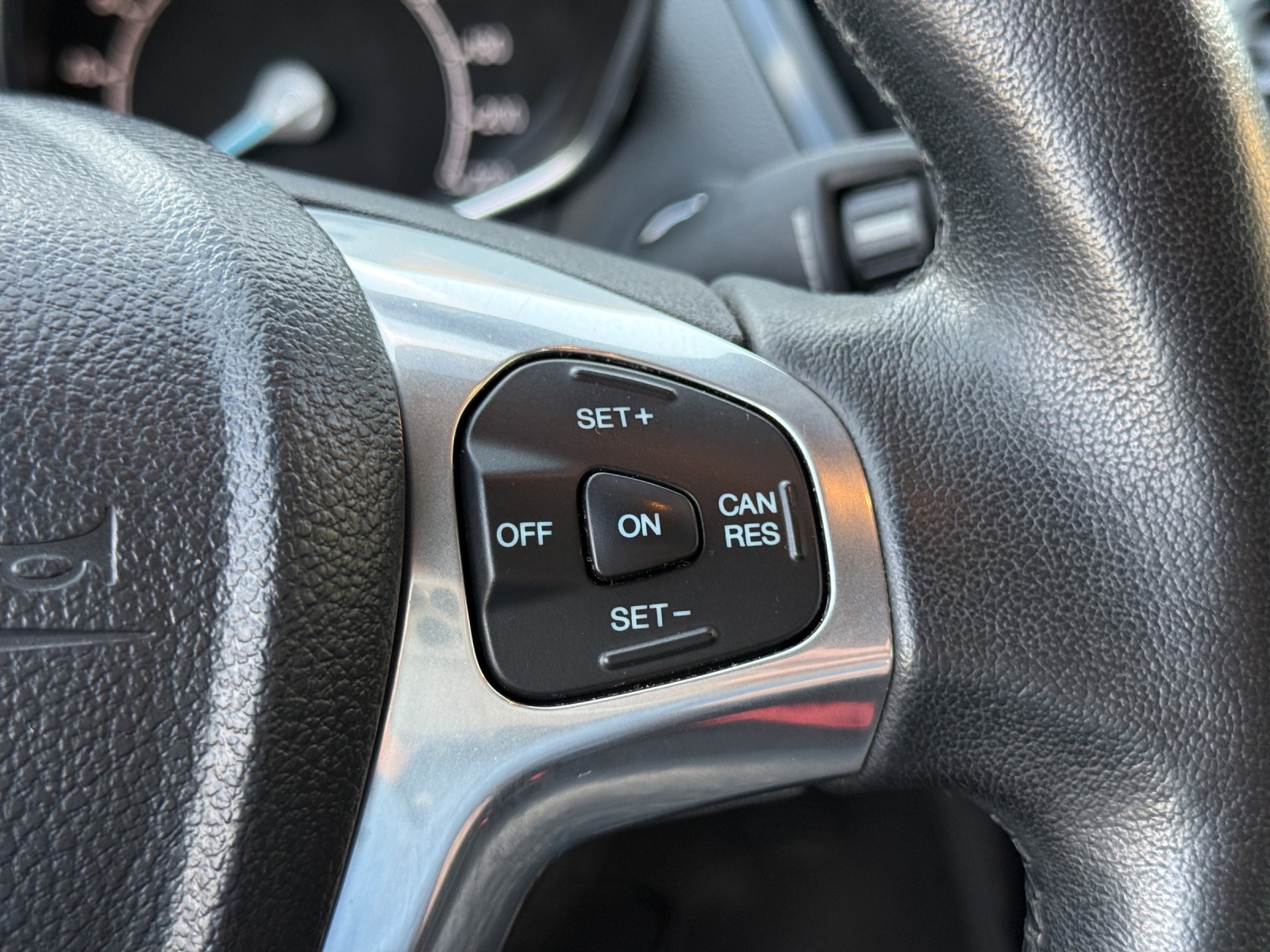 FORD B-Max 1.6 Ti-VCT Trend PowerShift-image-25