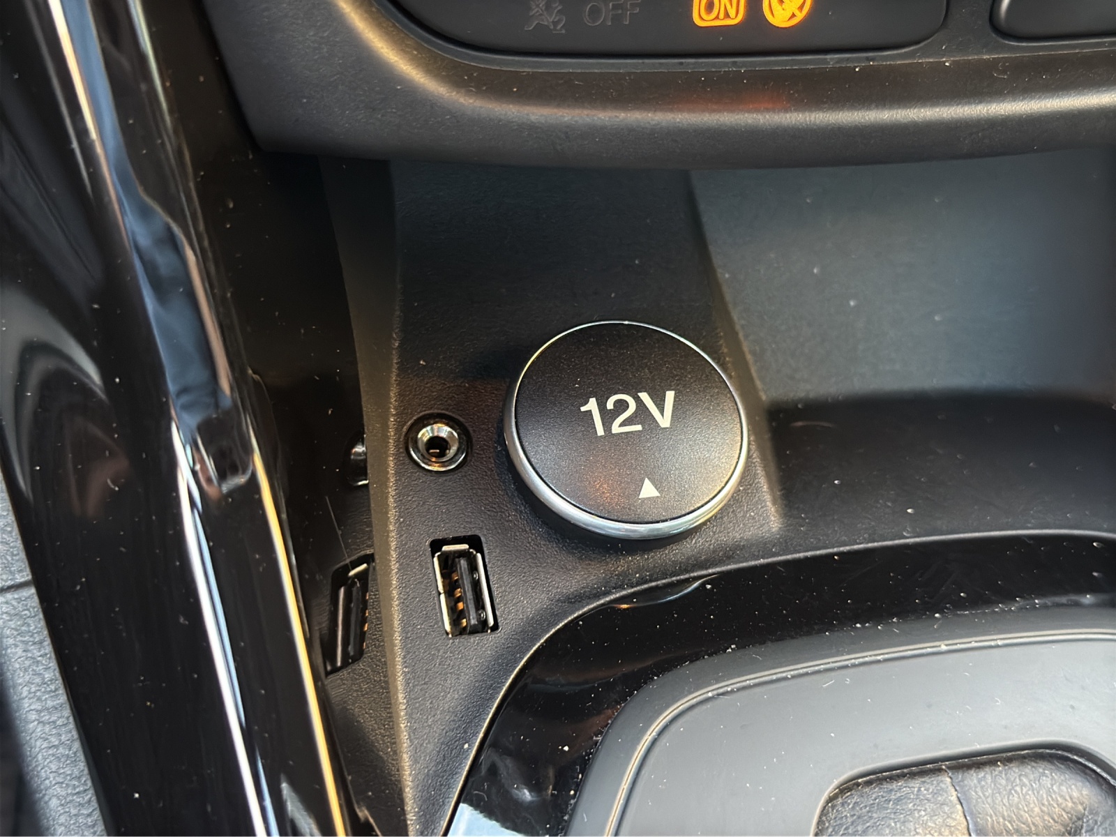 FORD B-Max 1.6 Ti-VCT Trend PowerShift-image-27