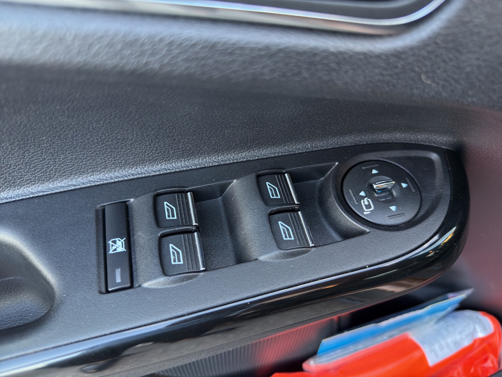FORD B-Max 1.6 Ti-VCT Trend PowerShift-image-22