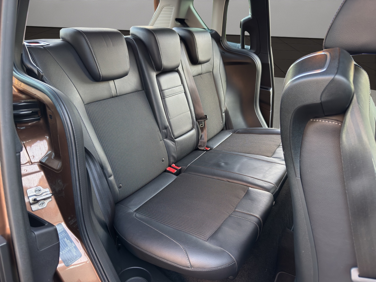FORD B-Max 1.6 Ti-VCT Trend PowerShift-image-17
