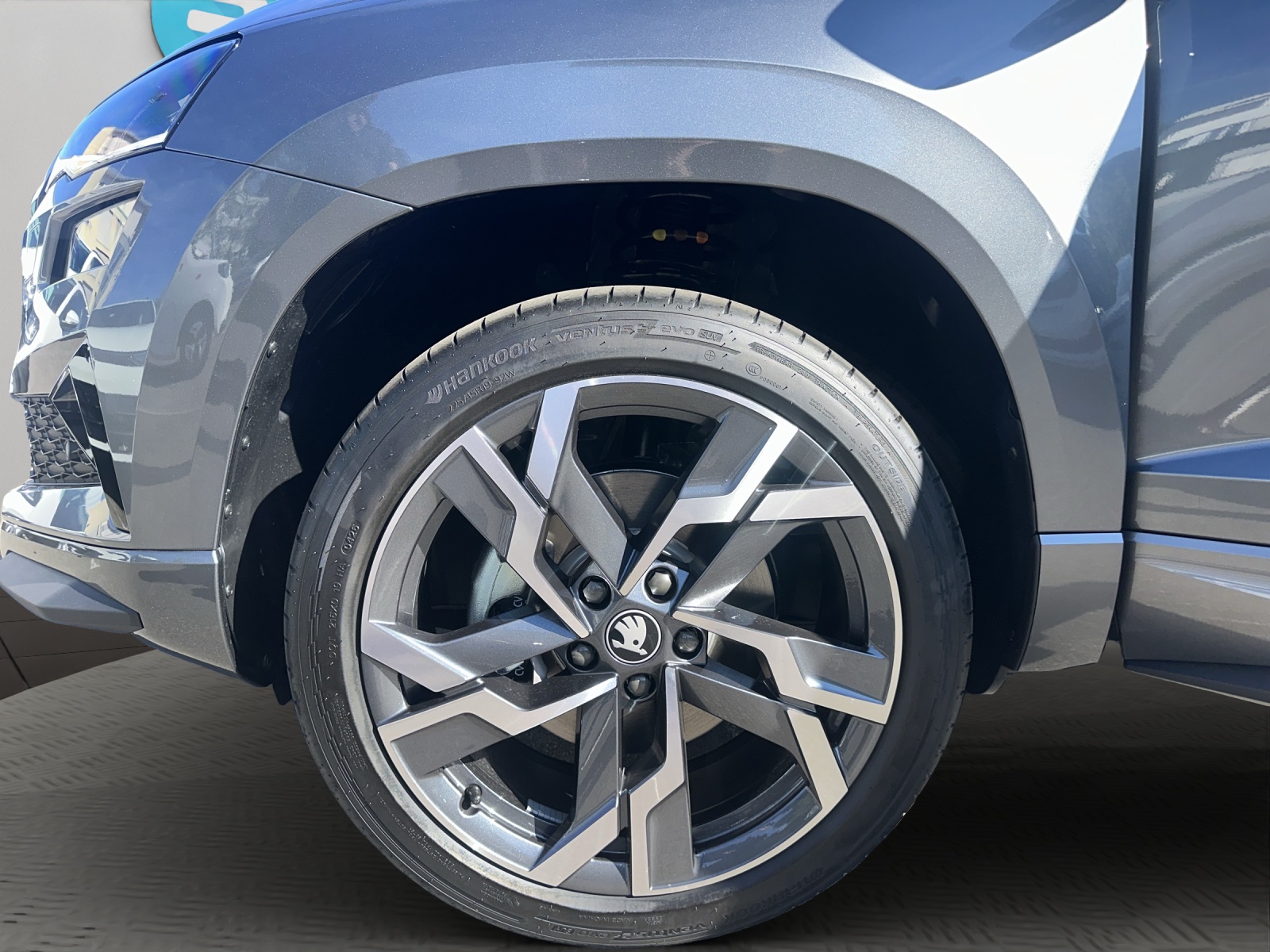SKODA Karoq 2.0 TSI SportLine 4x4 DSG-image-6