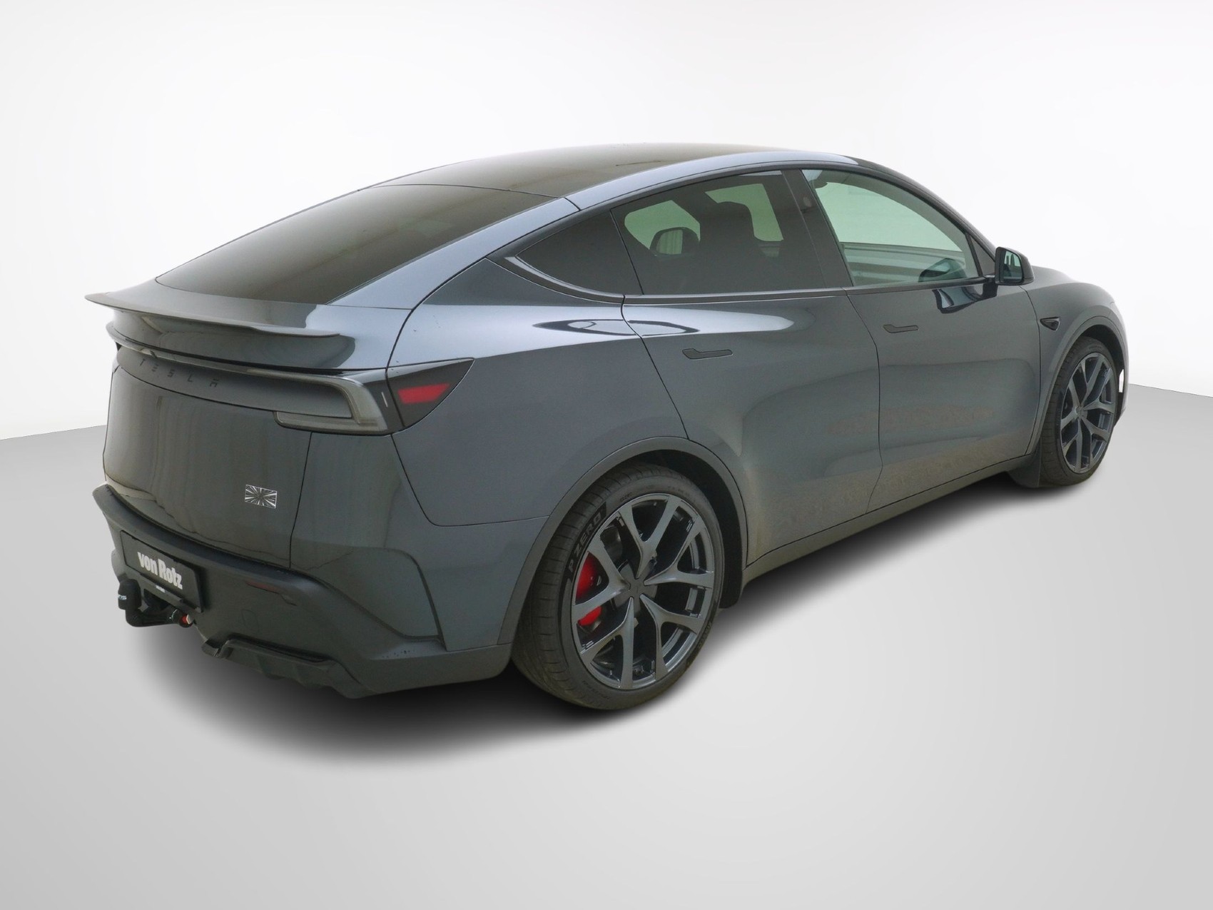 TESLA Model Y Performance AWD-image-4