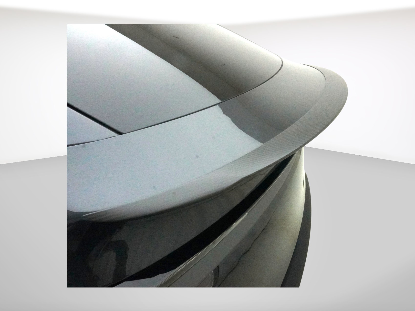 TESLA Model Y Performance AWD-image-6