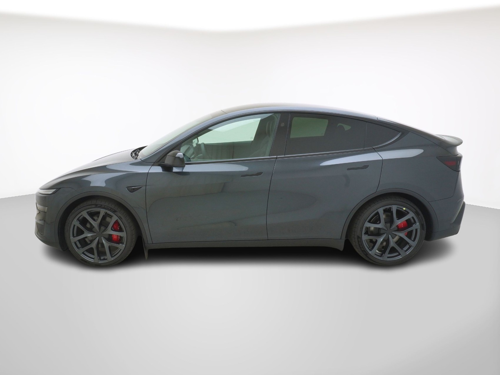 TESLA Model Y Performance AWD-image-1