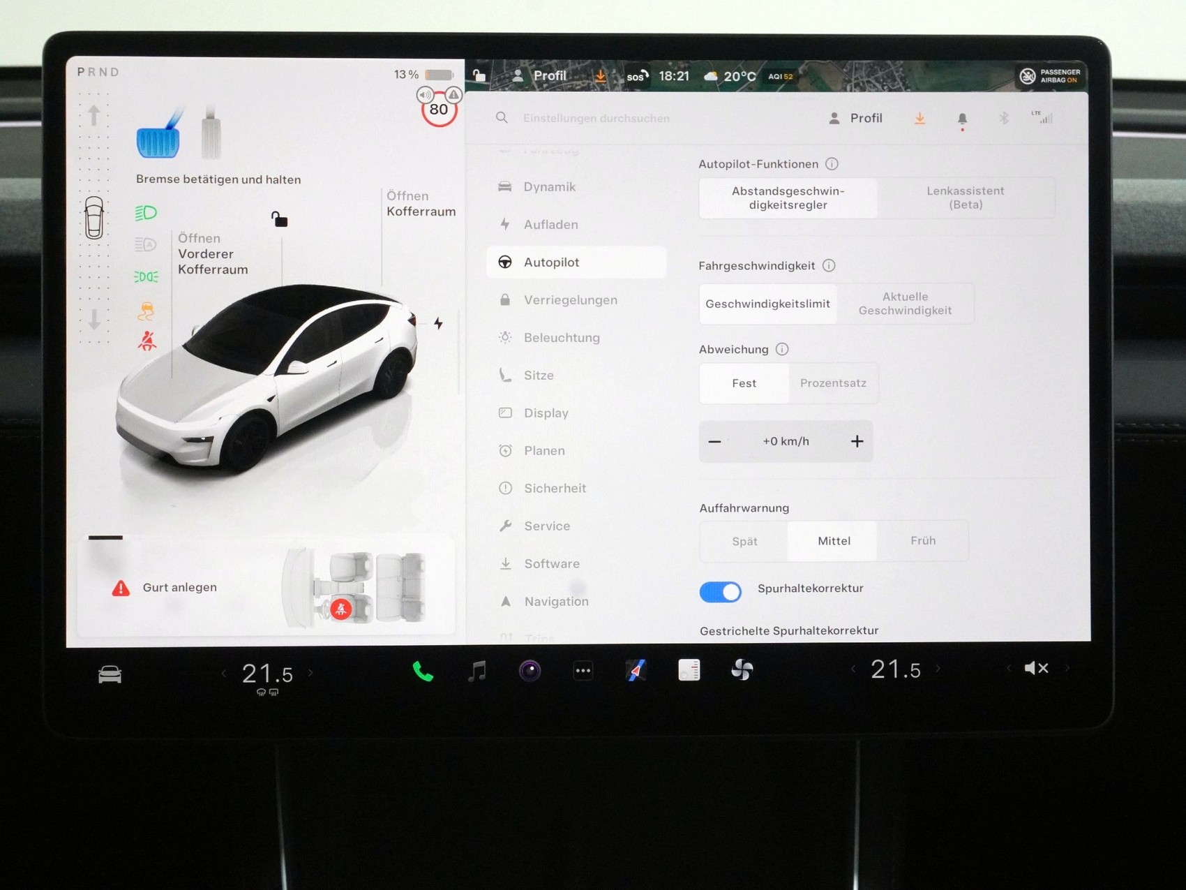 TESLA Model Y Performance AWD-image-22