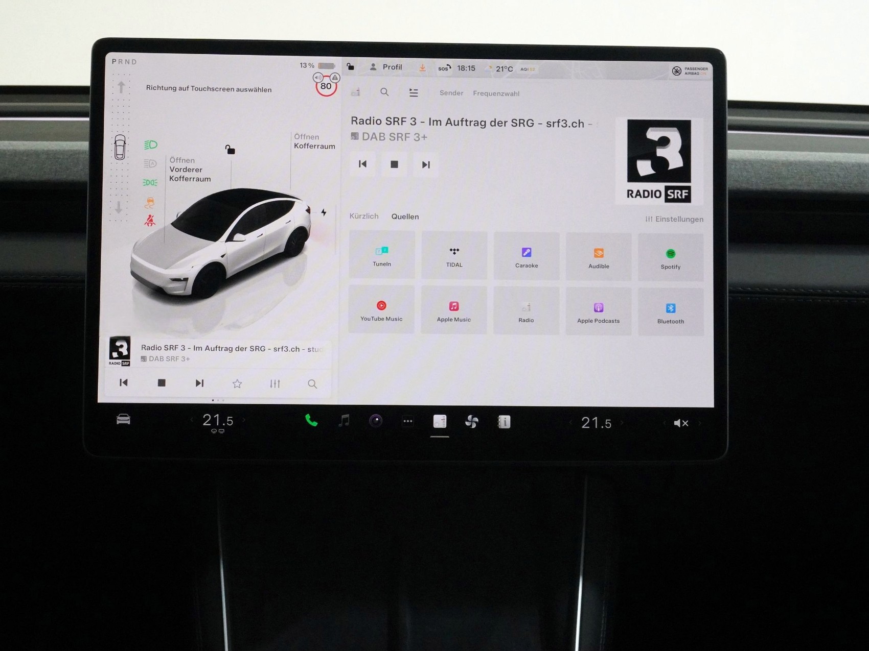 TESLA Model Y Performance AWD-image-23