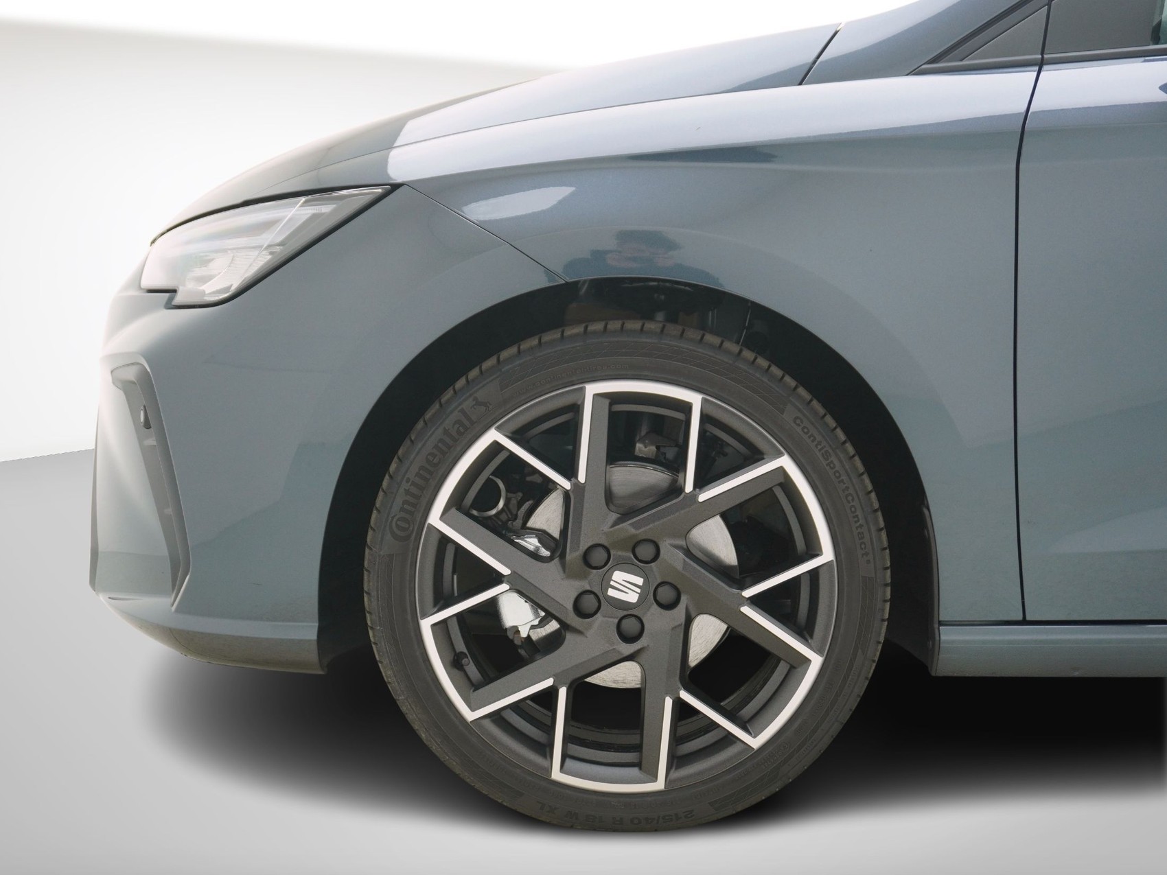 SEAT Ibiza 1.5 TSI FR DSG-image-8