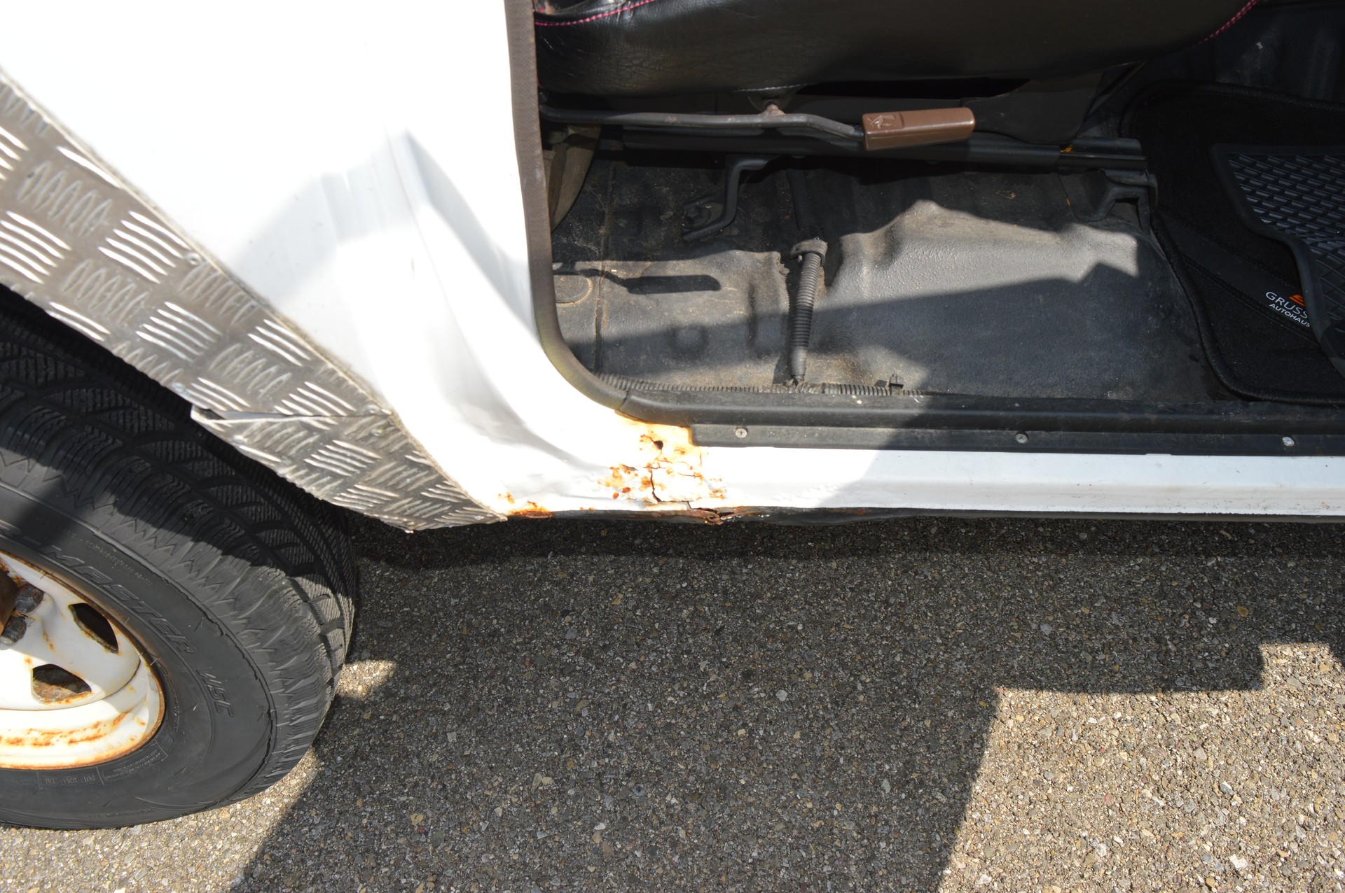 TOYOTA LAND CRUISER-image-18