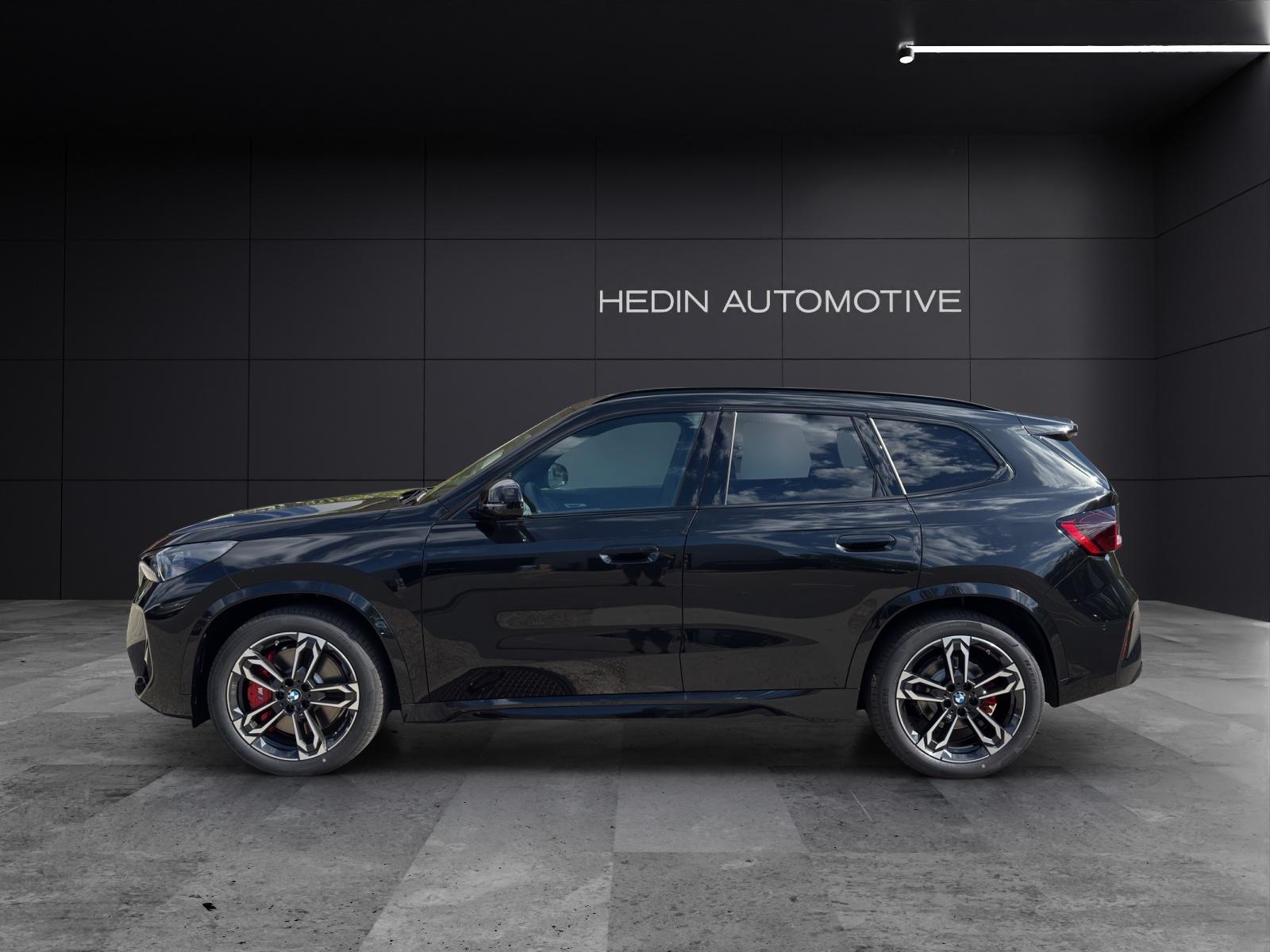 BMW iX1 30 xDrive-image-2