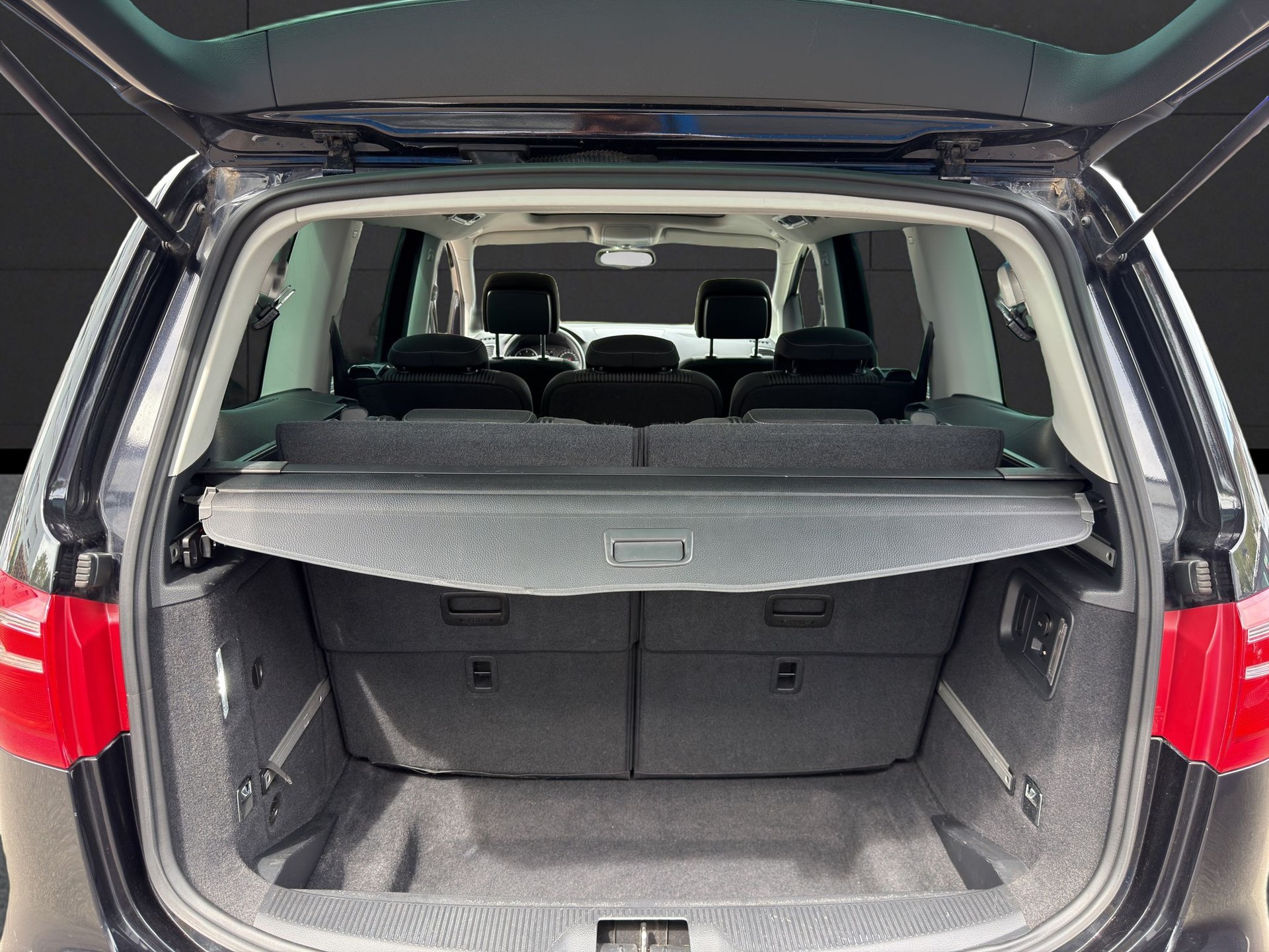 SEAT Alhambra 2.0 TDI Style Viva DSG-image-17