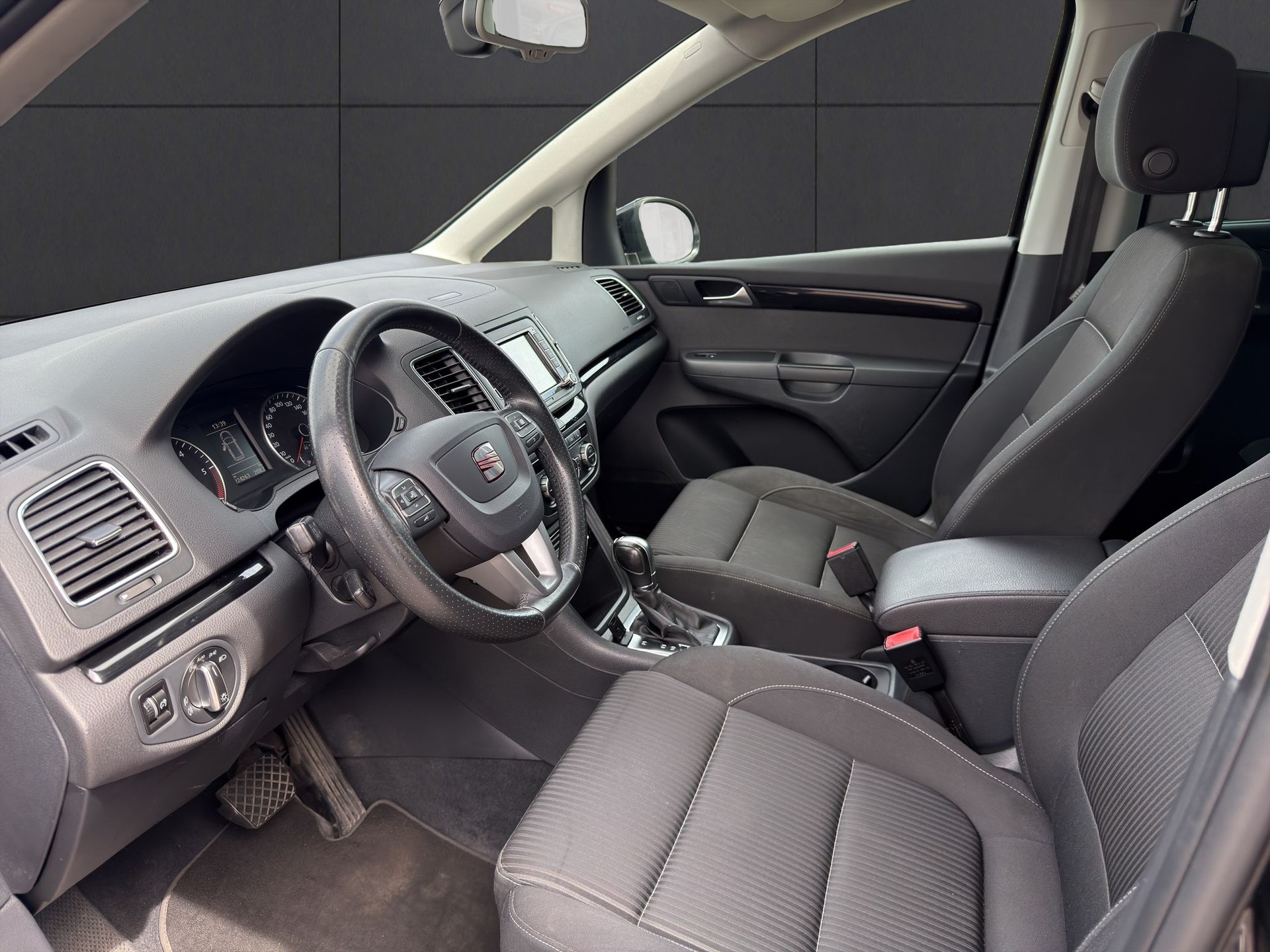 SEAT Alhambra 2.0 TDI Style Viva DSG-image-8