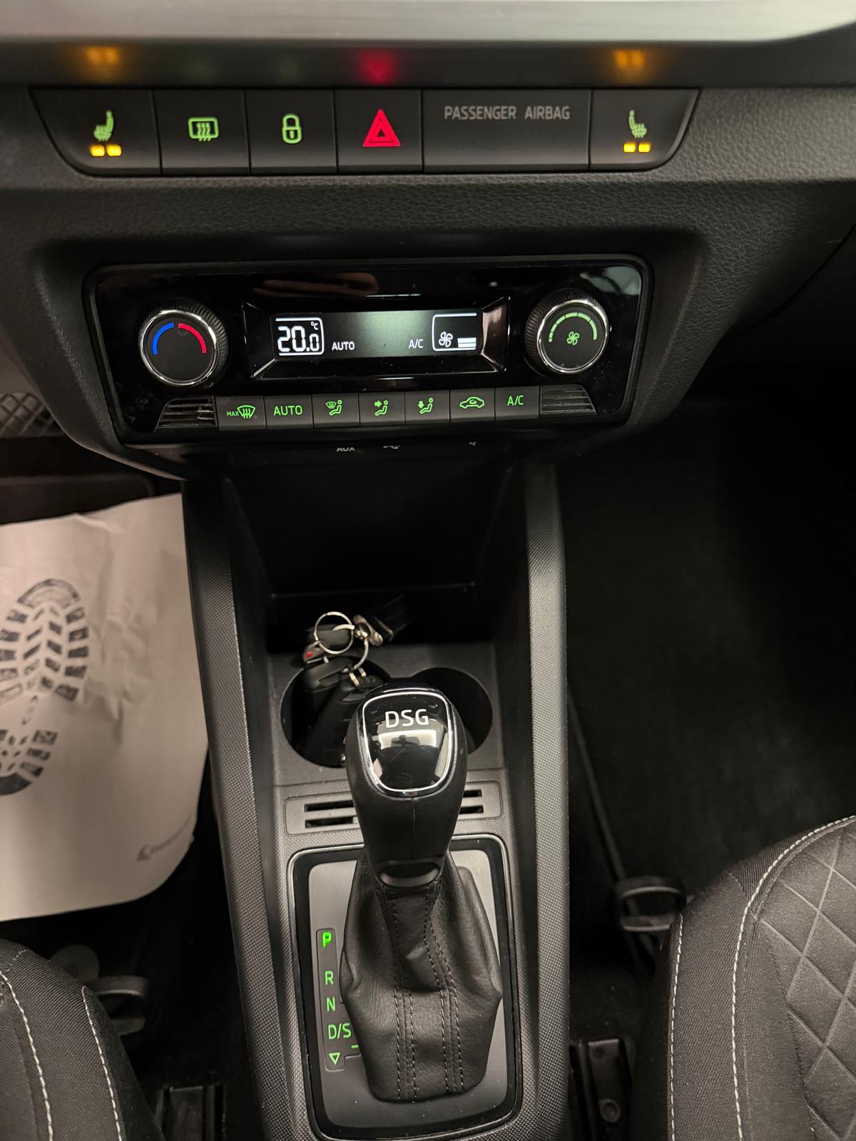 SKODA Fabia Combi 1.0 TSI Swiss Line 25 DSG-image-16