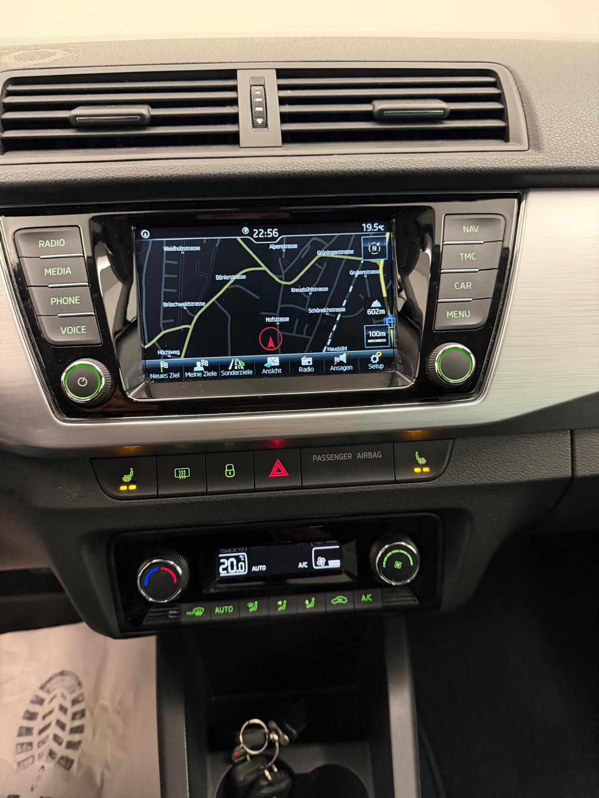 SKODA Fabia Combi 1.0 TSI Swiss Line 25 DSG-image-17