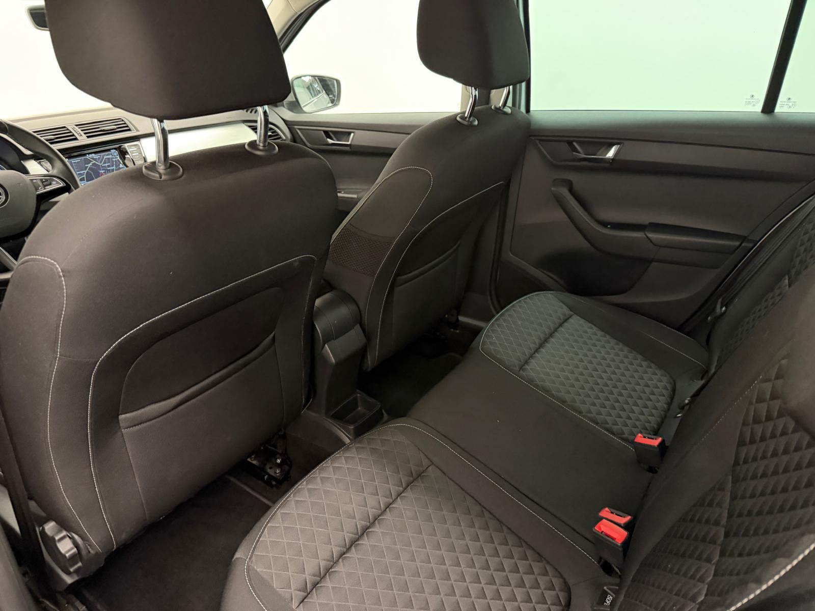 SKODA Fabia Combi 1.0 TSI Swiss Line 25 DSG-image-11