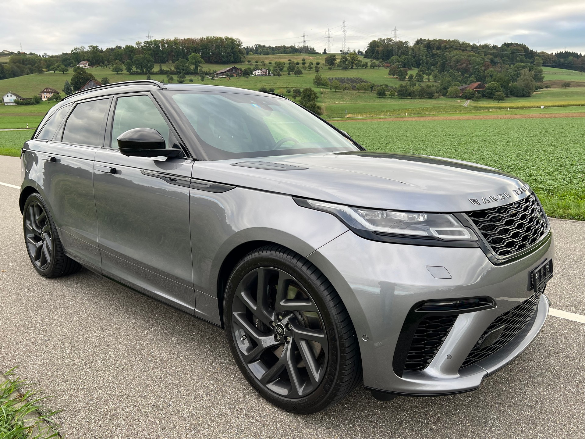 LAND ROVER 5.0 V8 SVA-Dynamic Edition-image-0
