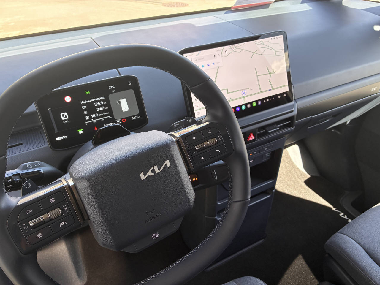 KIA PV5 Cargo 71.2 kWh Plus-image-12