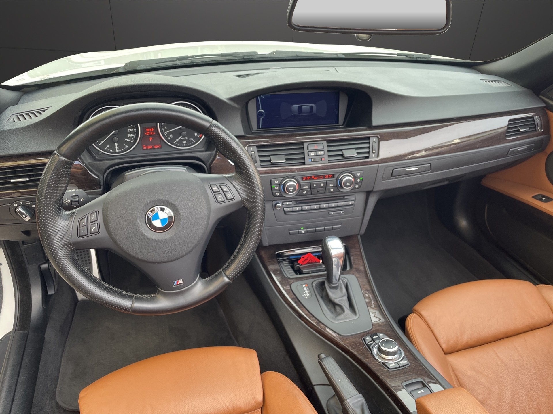 BMW 330i Cabriolet Steptronic-image-9