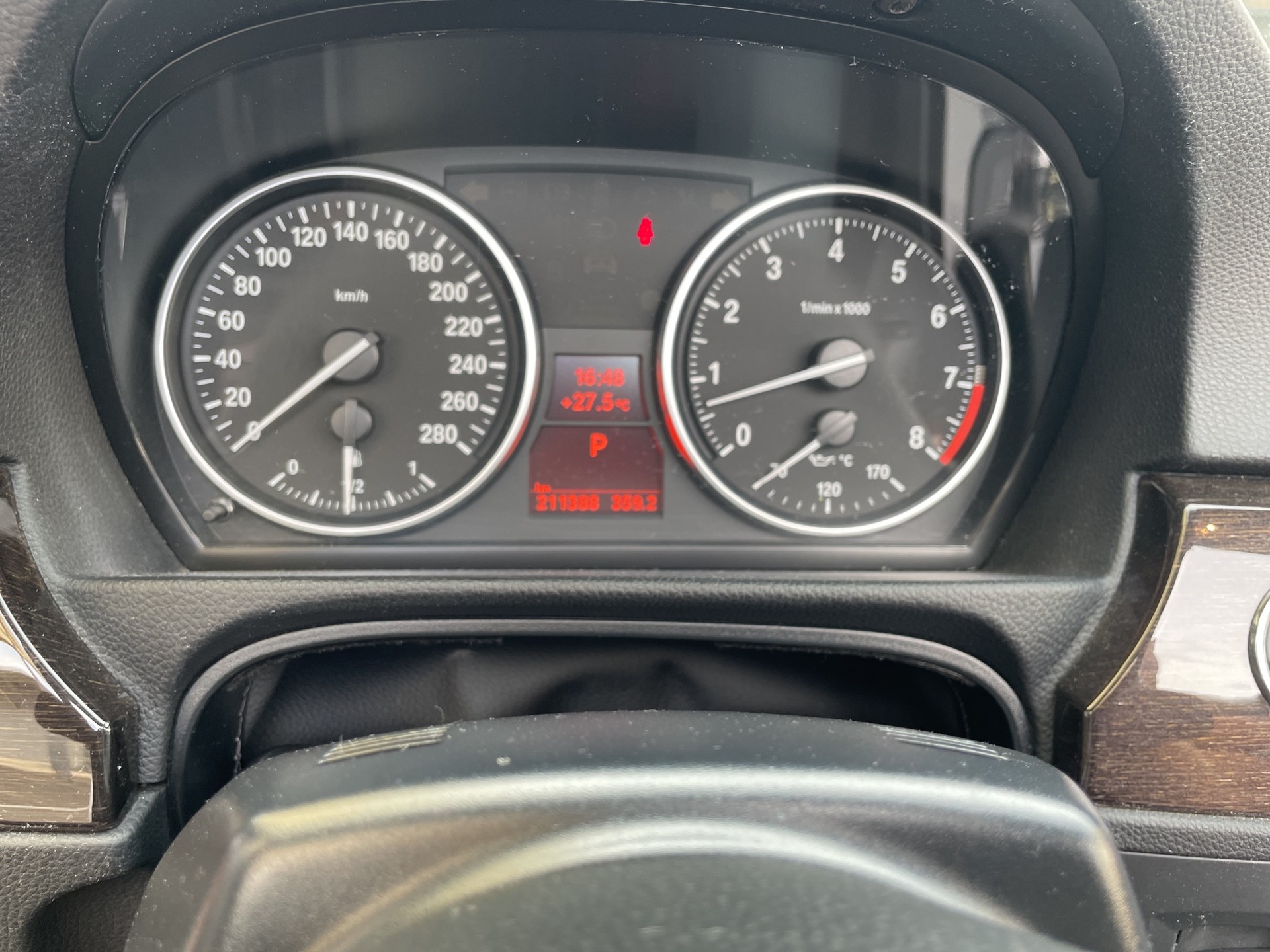 BMW 330i Cabriolet Steptronic-image-12