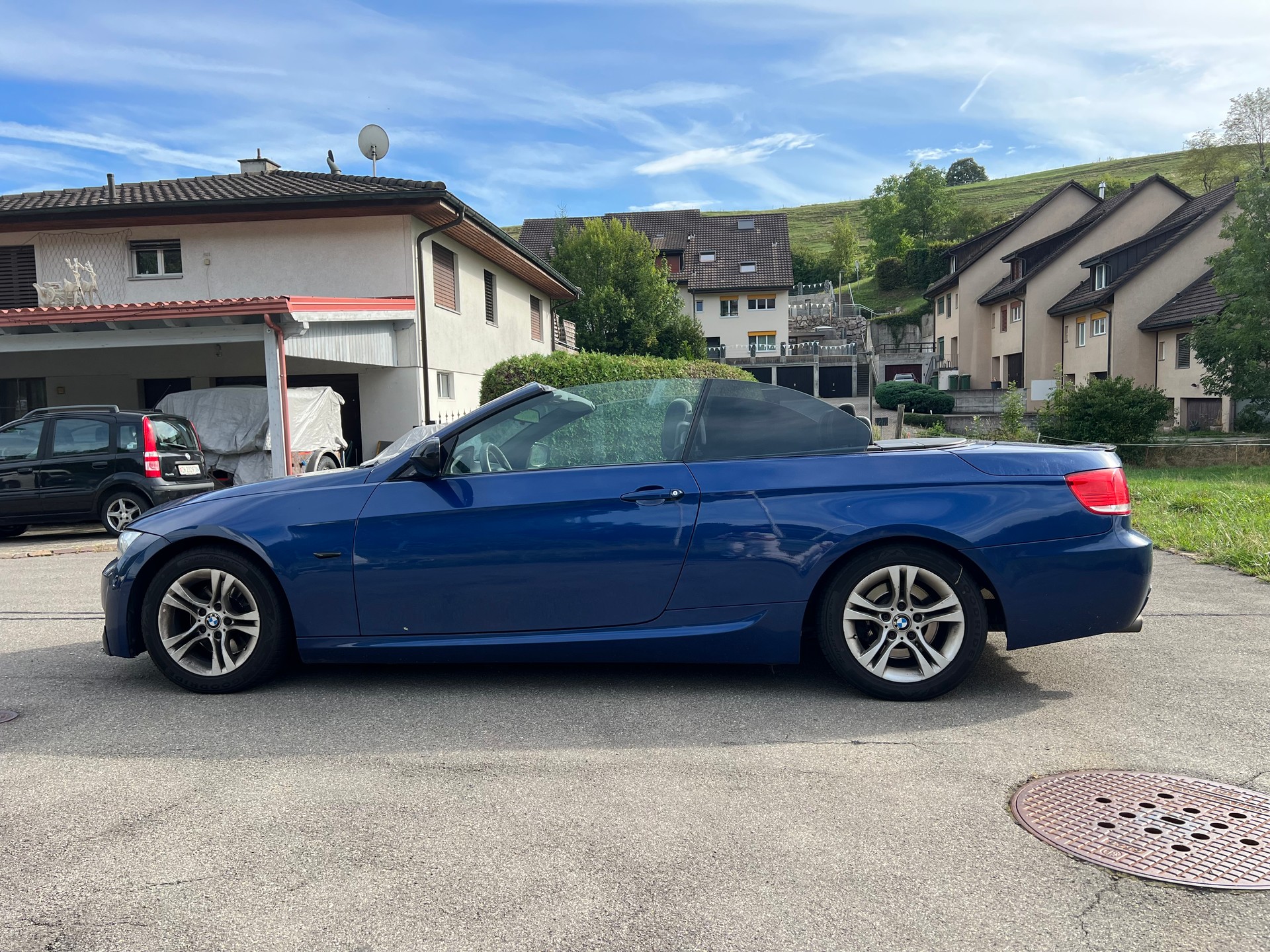 BMW 320d Cabriolet-image-6