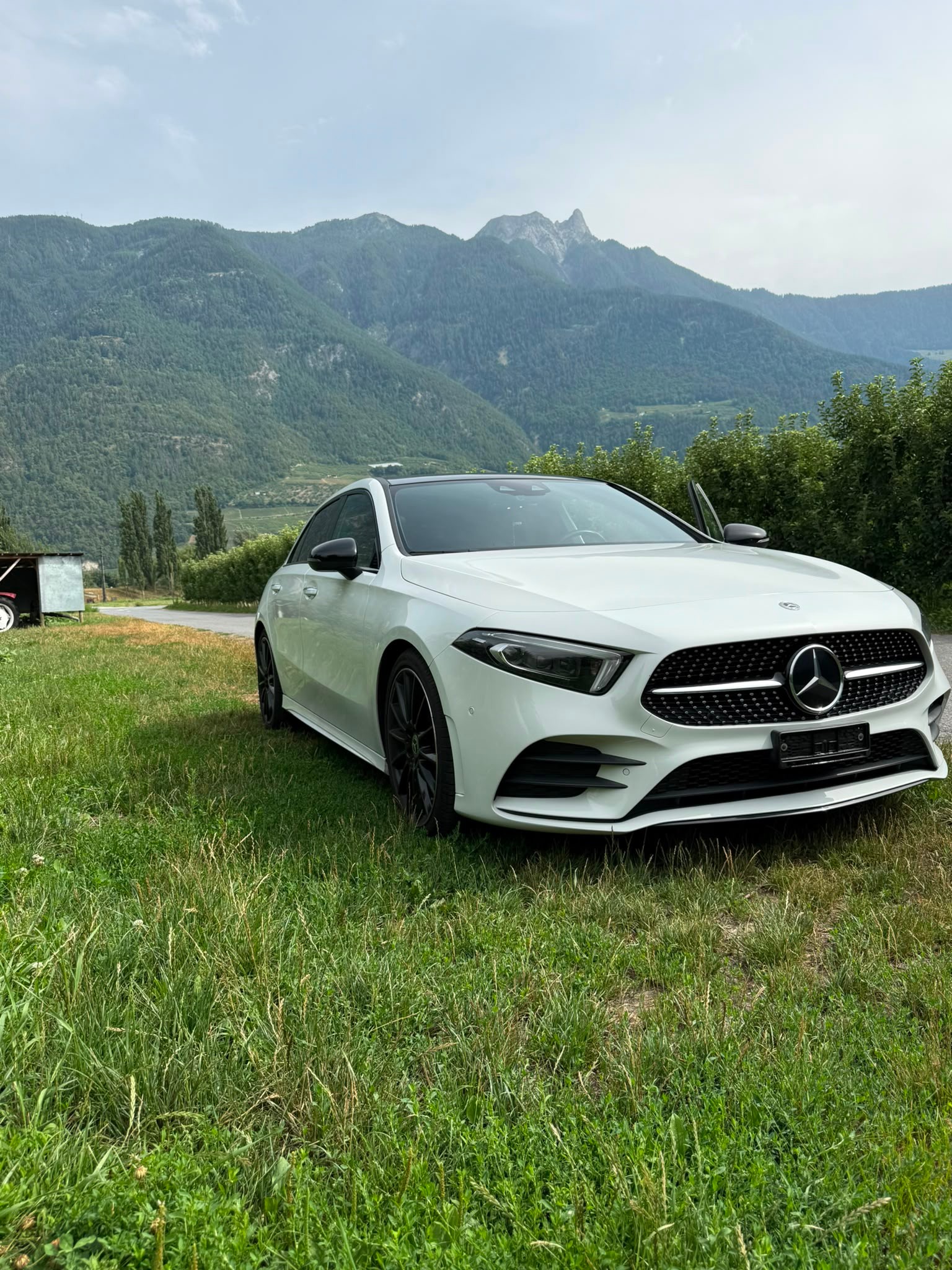 MERCEDES-BENZ W1K1770881N253774-image-0