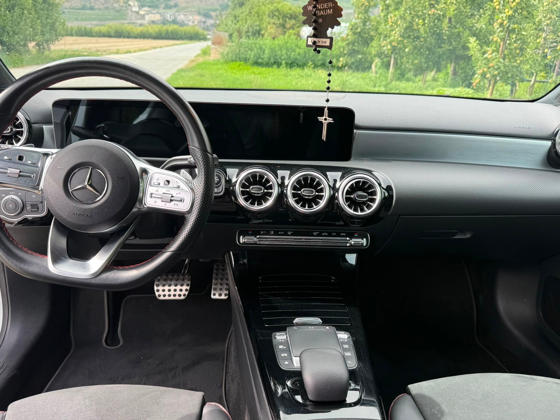 MERCEDES-BENZ W1K1770881N253774-image-5