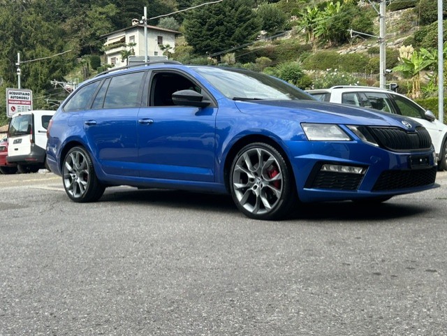 SKODA Octavia Combi 2.0 TDI RS 4x4 DSG-image-0