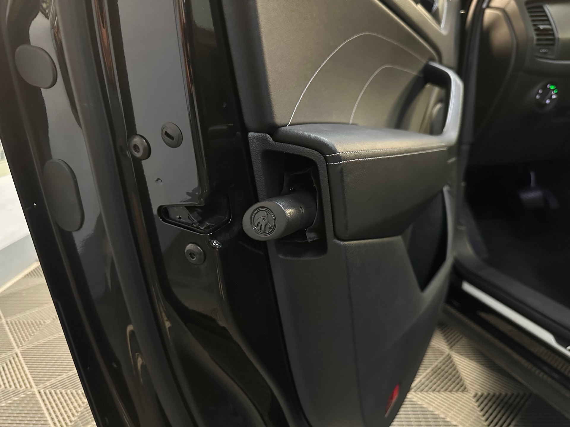 SKODA Kodiaq 2.0 TSI 4x4 Clever *CH* *Garantie* *7-Plätzer*-image-19