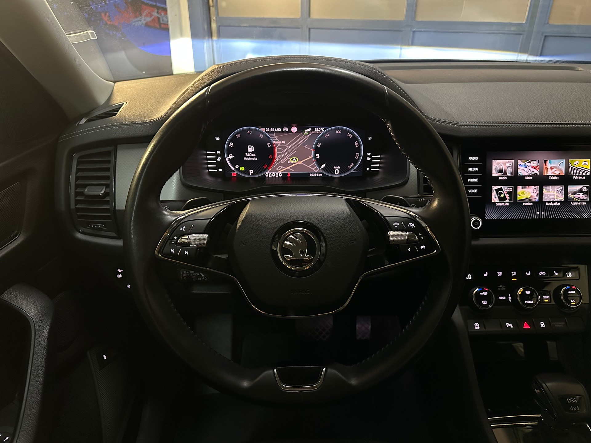 SKODA Kodiaq 2.0 TSI 4x4 Clever *CH* *Garantie* *7-Plätzer*-image-7