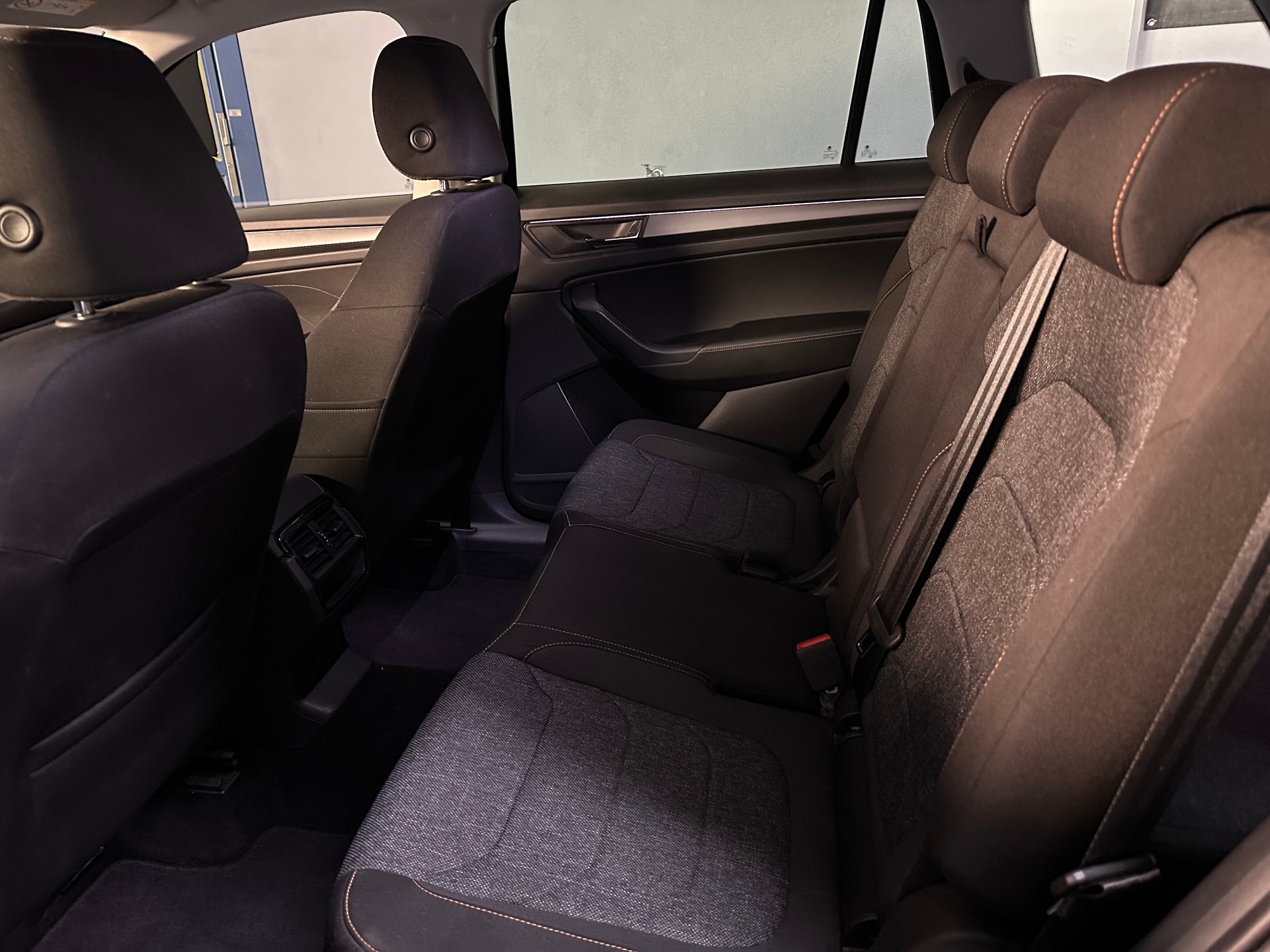 SKODA Kodiaq 2.0 TSI 4x4 Clever *CH* *Garantie* *7-Plätzer*-image-11