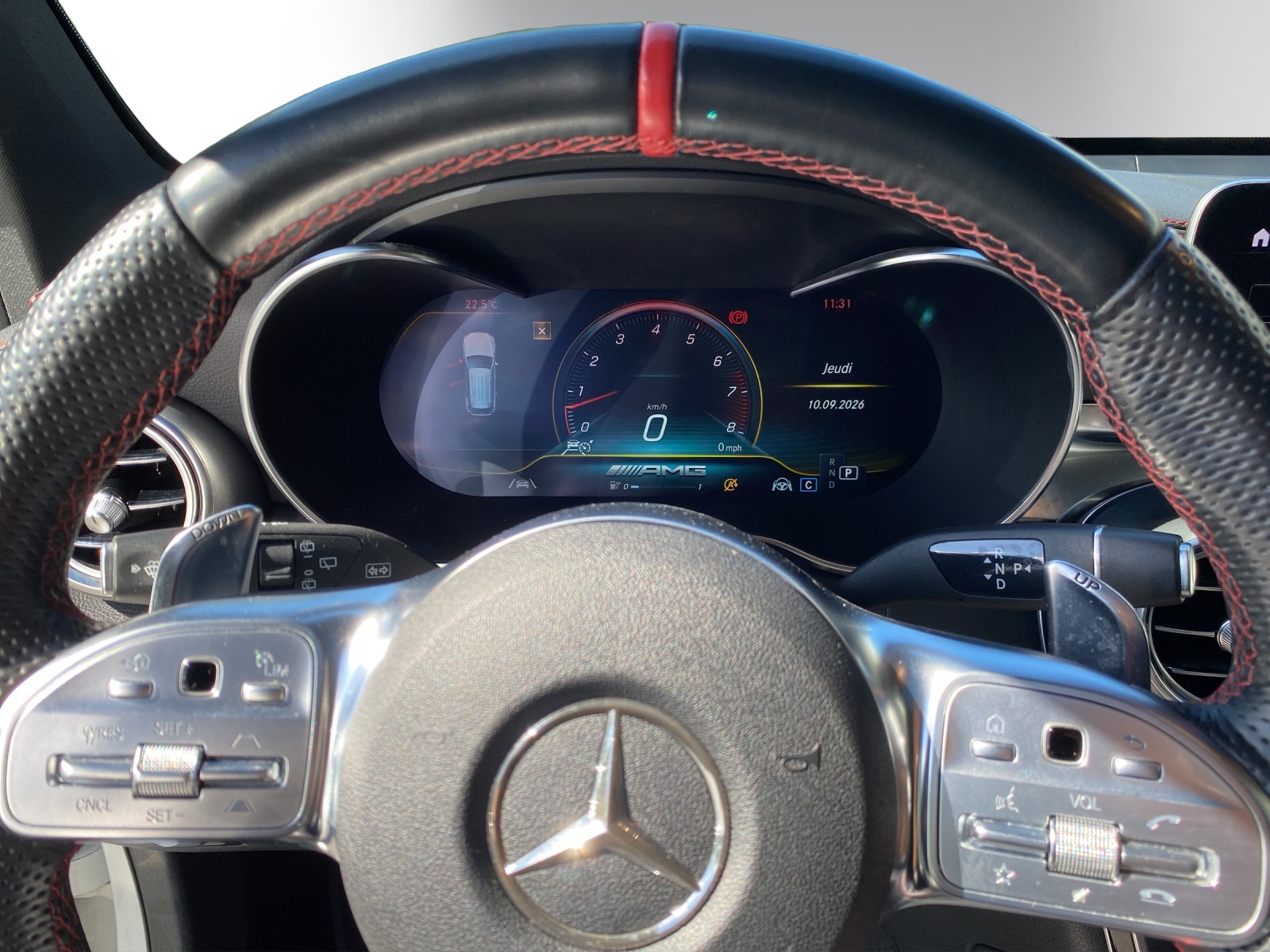 MERCEDES-BENZ GLC 43 AMG 4Matic 9G-Tronic-image-14